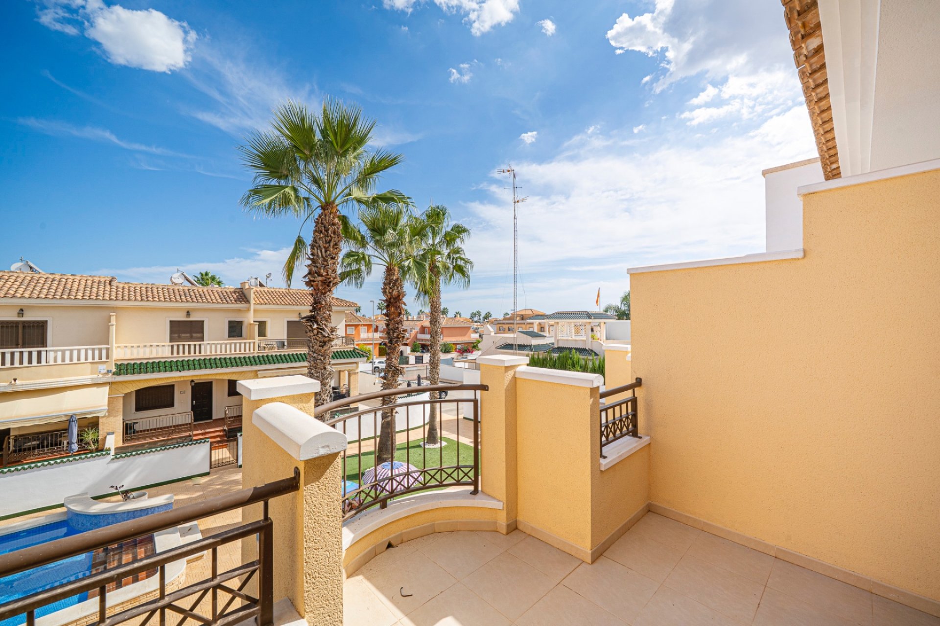Herverkoop - Halfvrijstaand Villa - Ciudad Quesada - Lo Marabú
