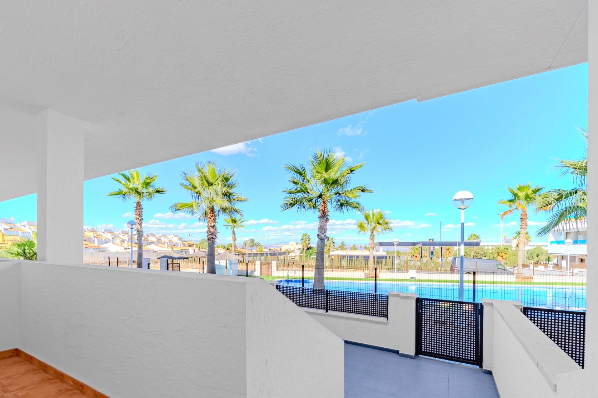 Herverkoop - Halfvrijstaand Villa - Torrevieja - Los Balcones