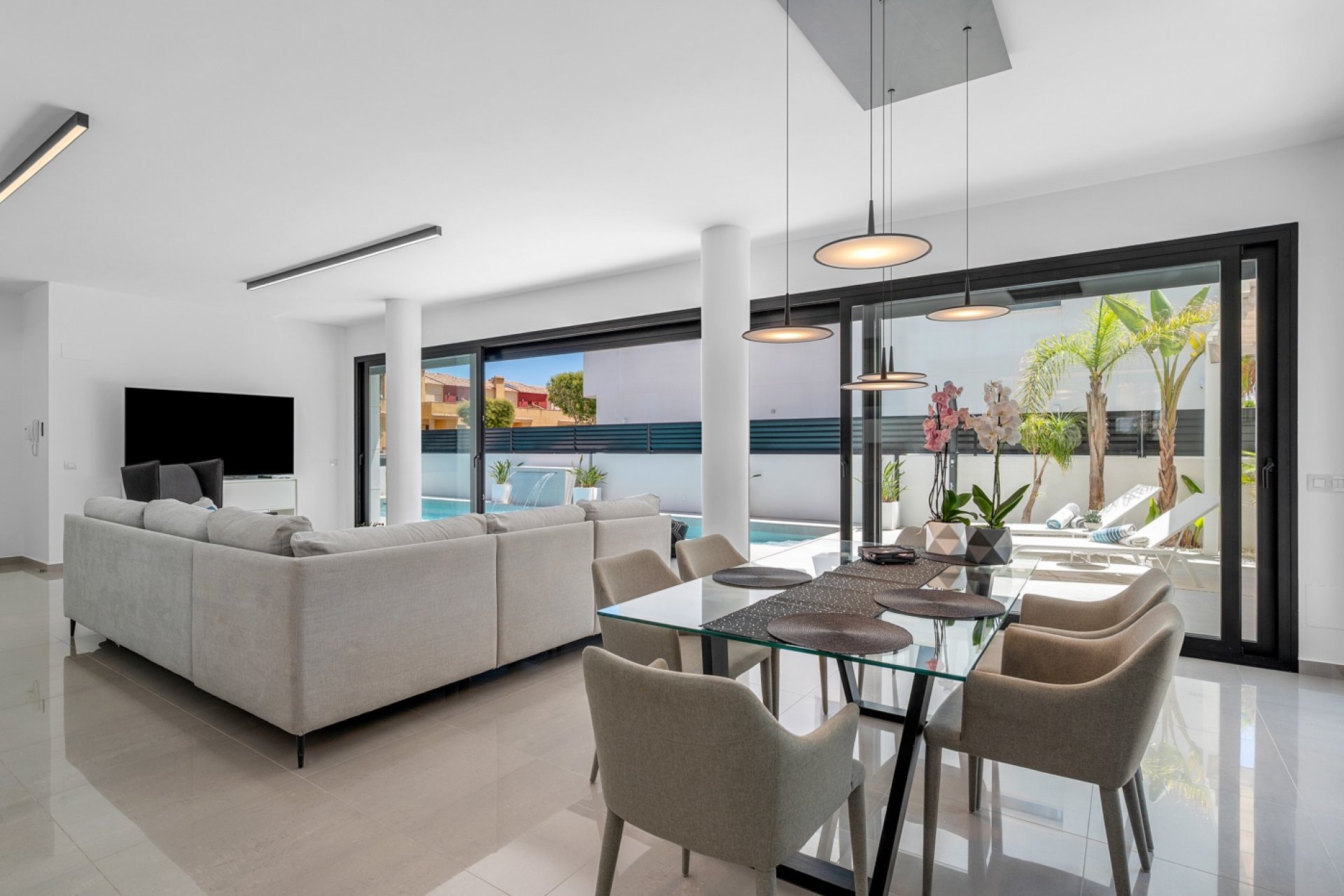 Herverkoop - Villa - Guardamar del Segura