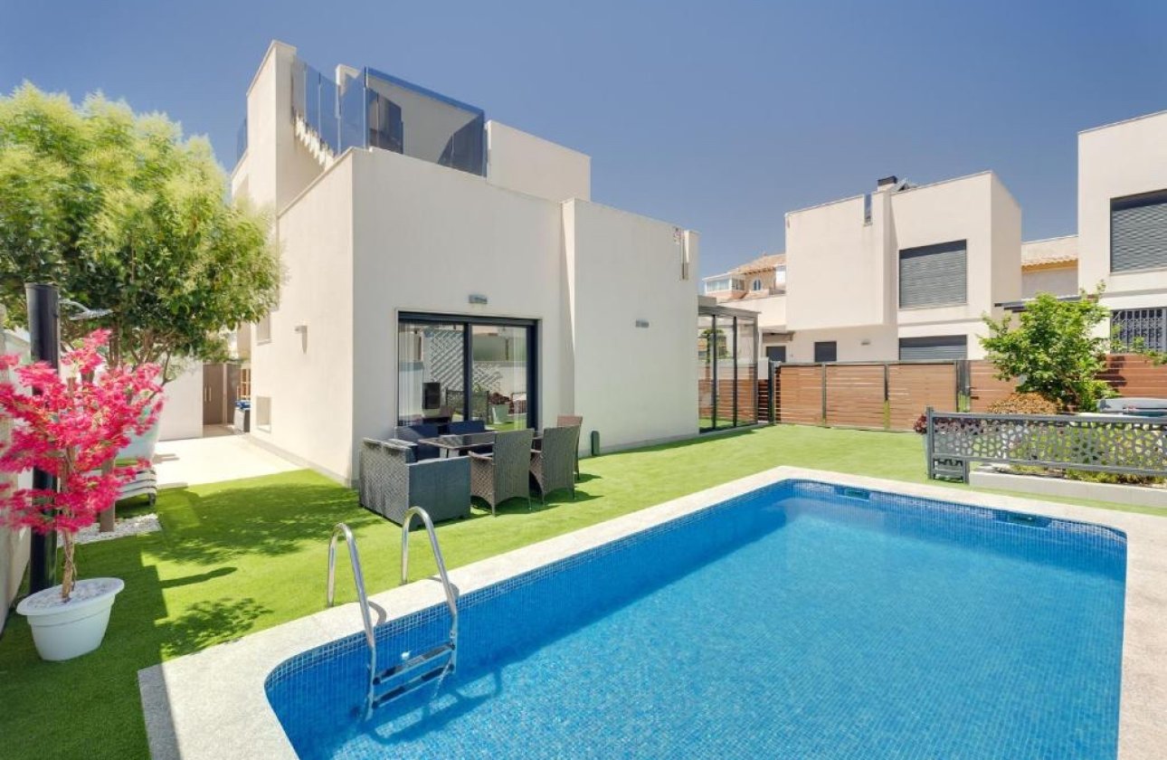 Herverkoop - Villa - Torrevieja