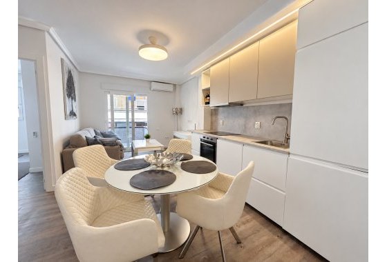 Квартира  - Перепродажа - Torrevieja - Torrevieja