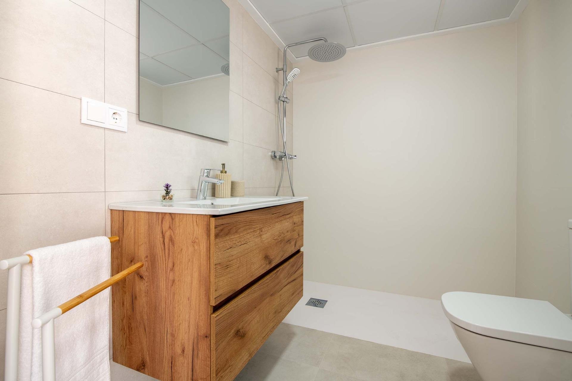 New Build - Apartman - Cox - San Fernando