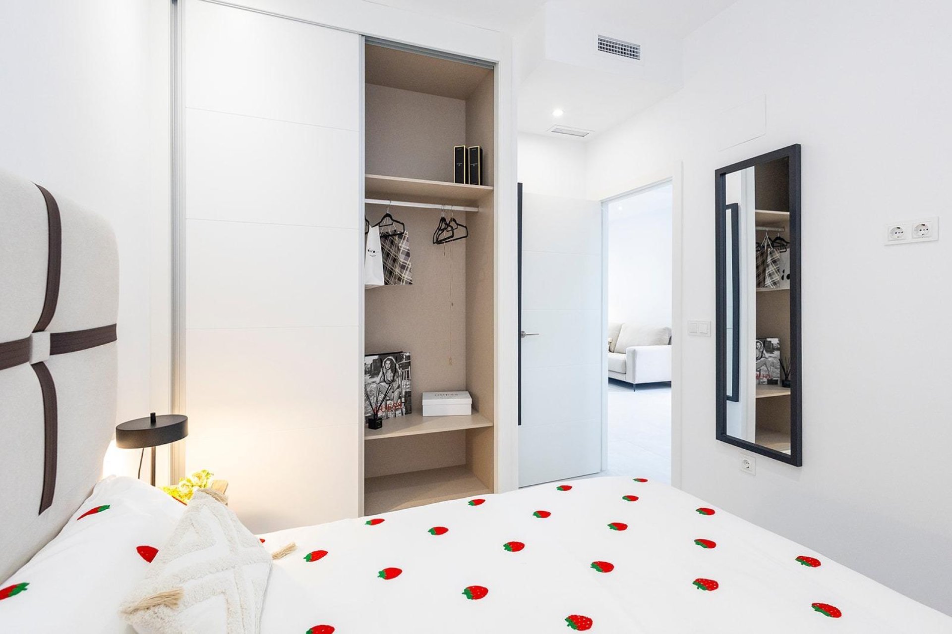 New Build - Villa / ikerházfél - Orihuela