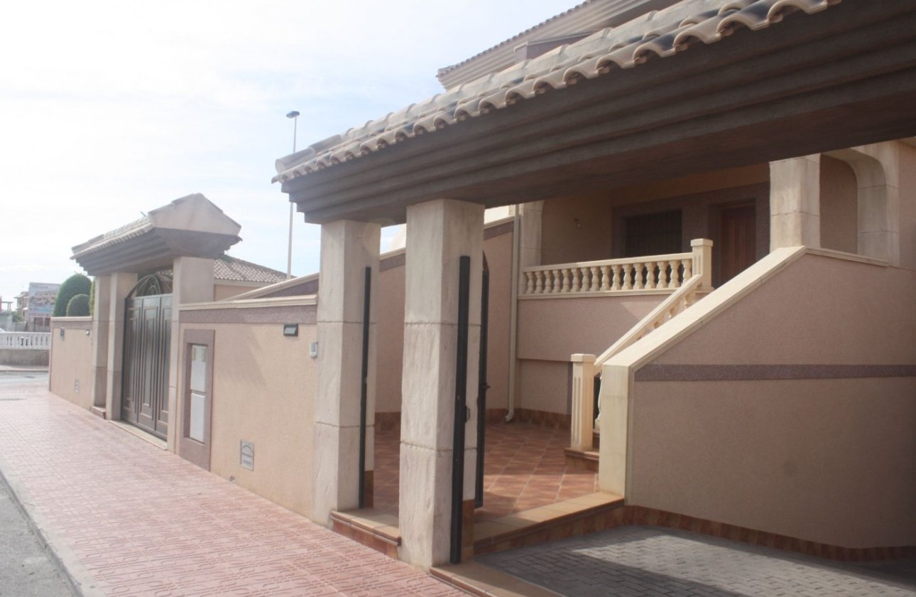 New Build - Villa / ikerházfél - Torrevieja - Los Altos