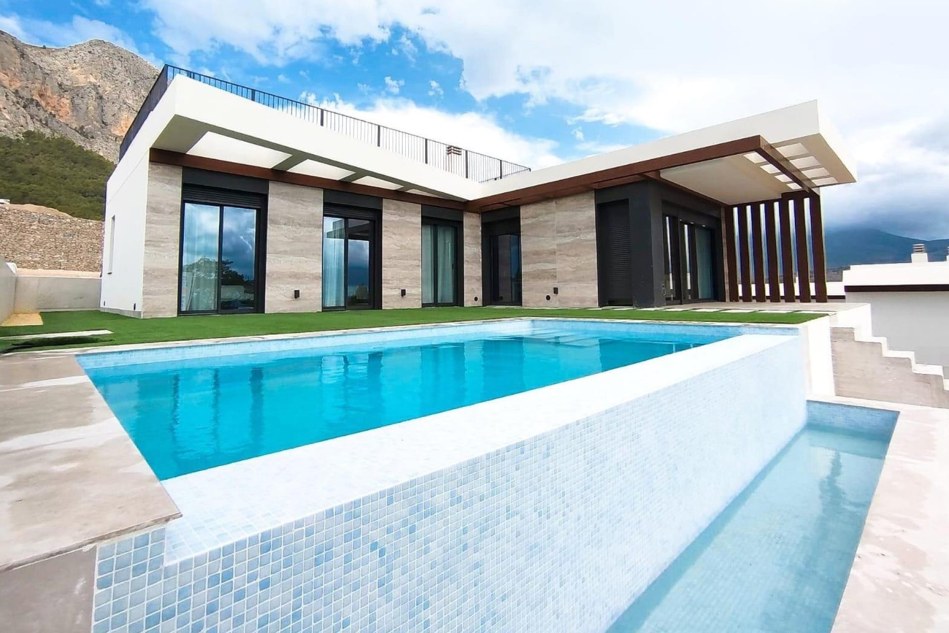 Nouvelle construction - Villa - Polop
