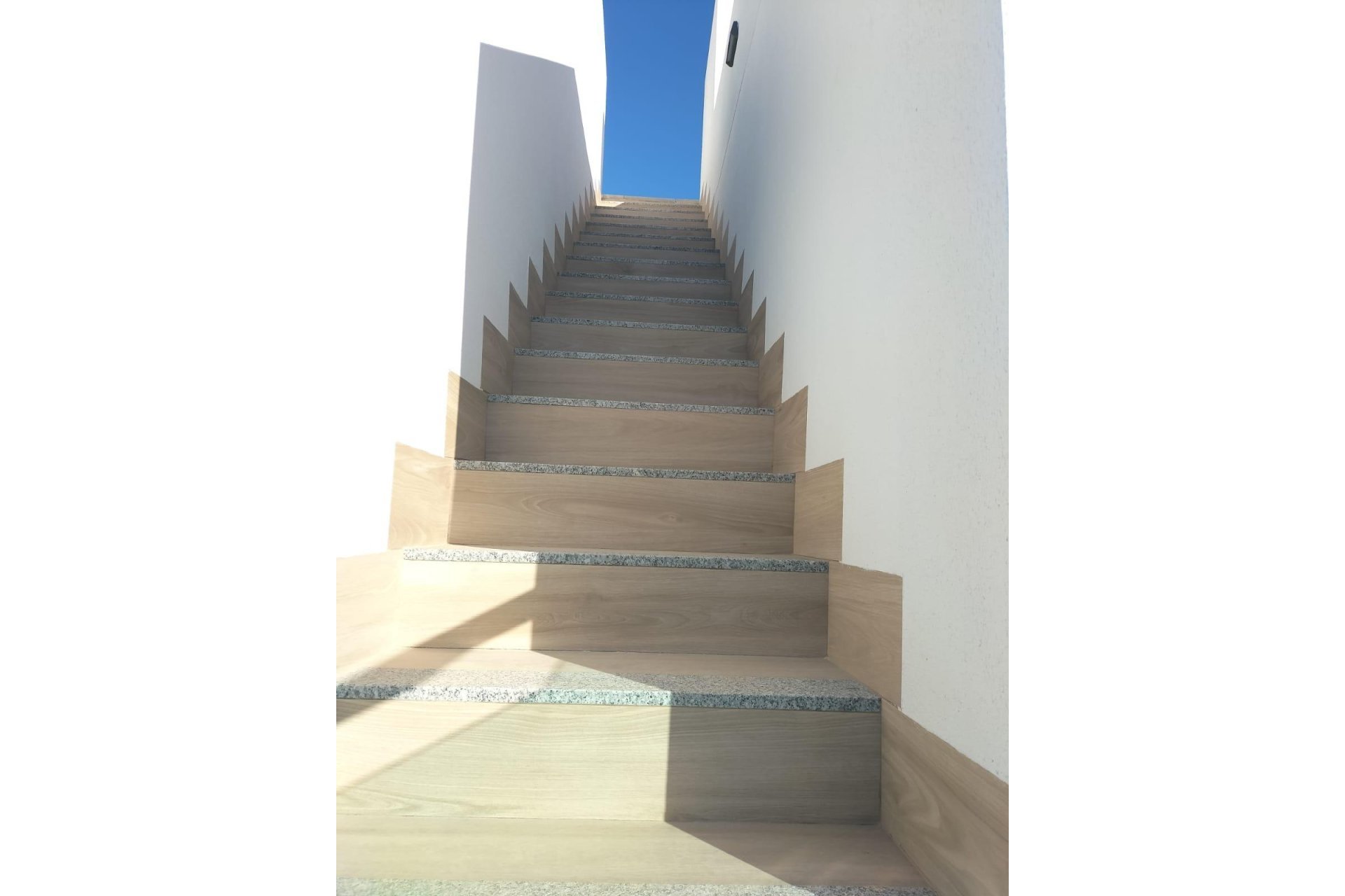 Новое здание - Квартира  - Orihuela
