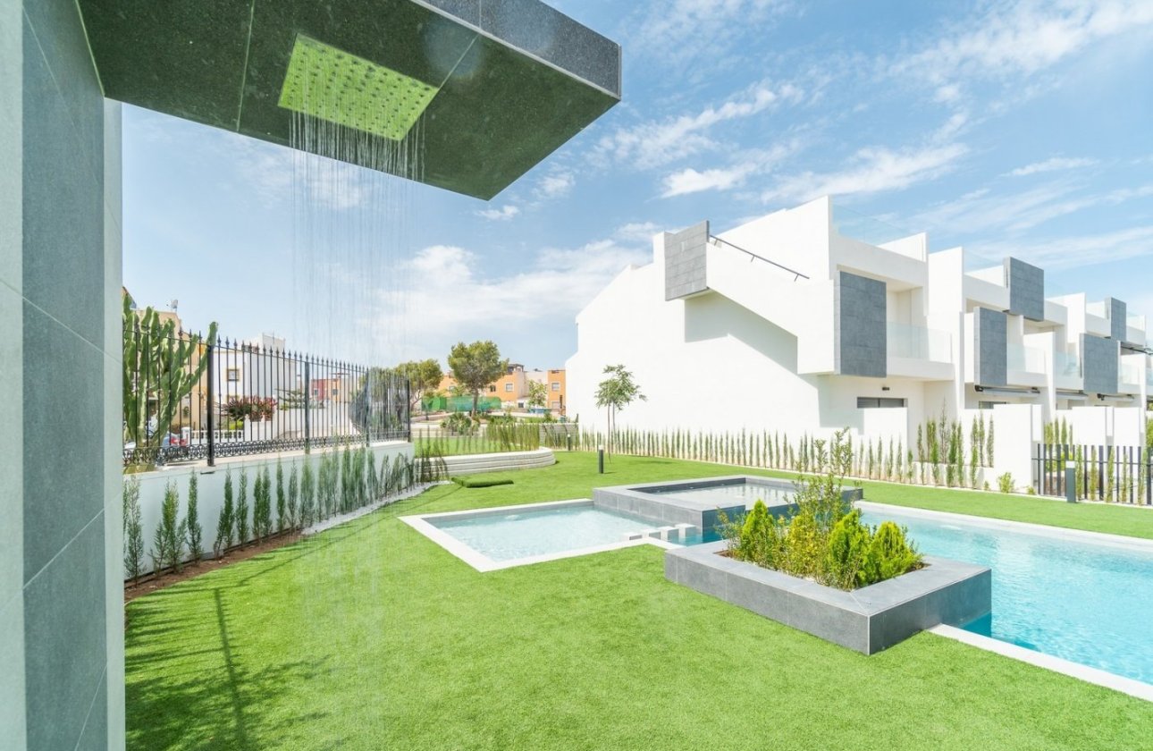 Новое здание - Квартира  - Torrevieja