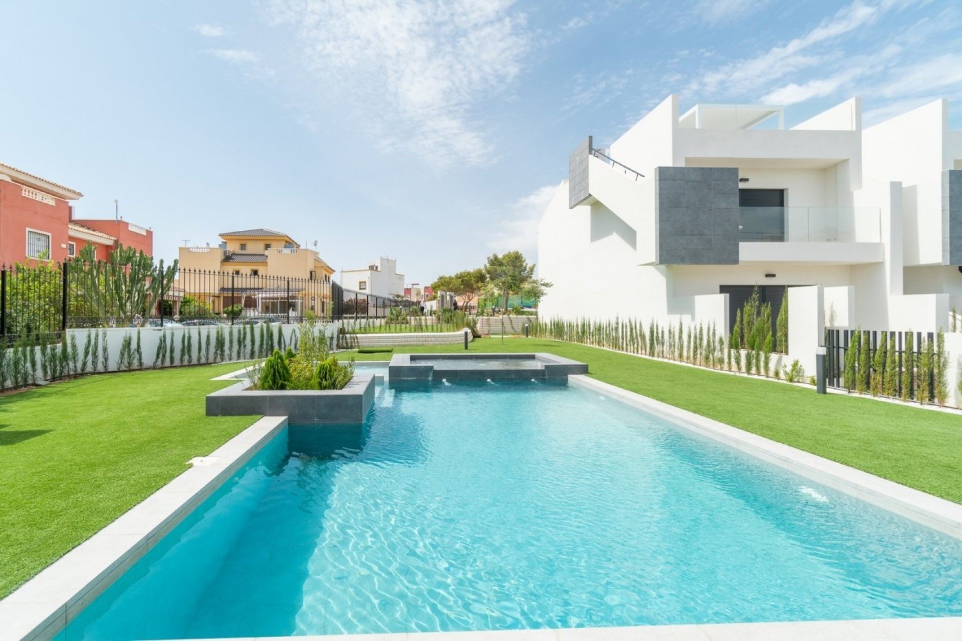 Новое здание - Квартира  - Torrevieja