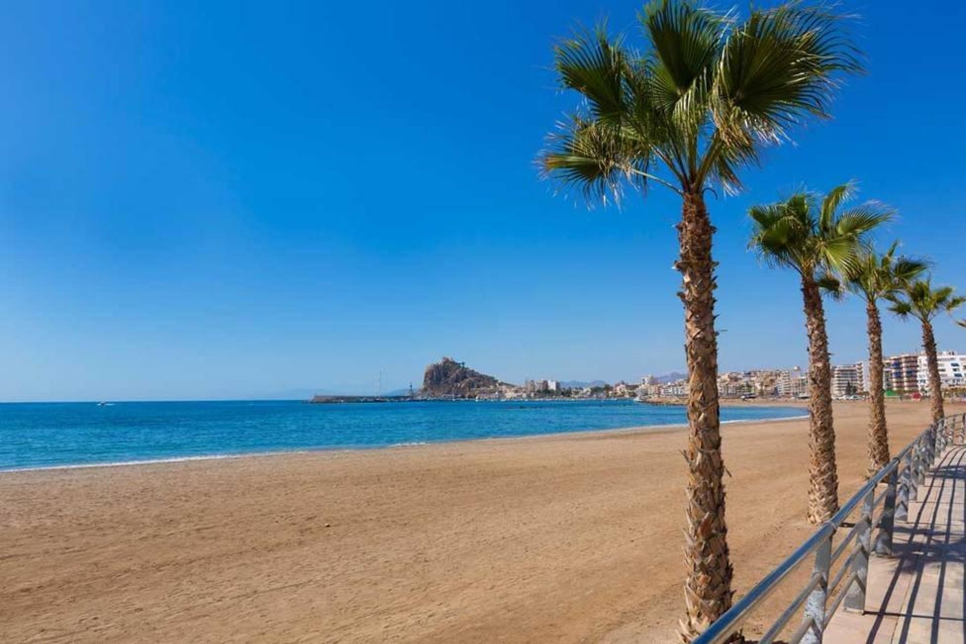 Новое здание - Villa - Aguilas - Playa del Hornillo