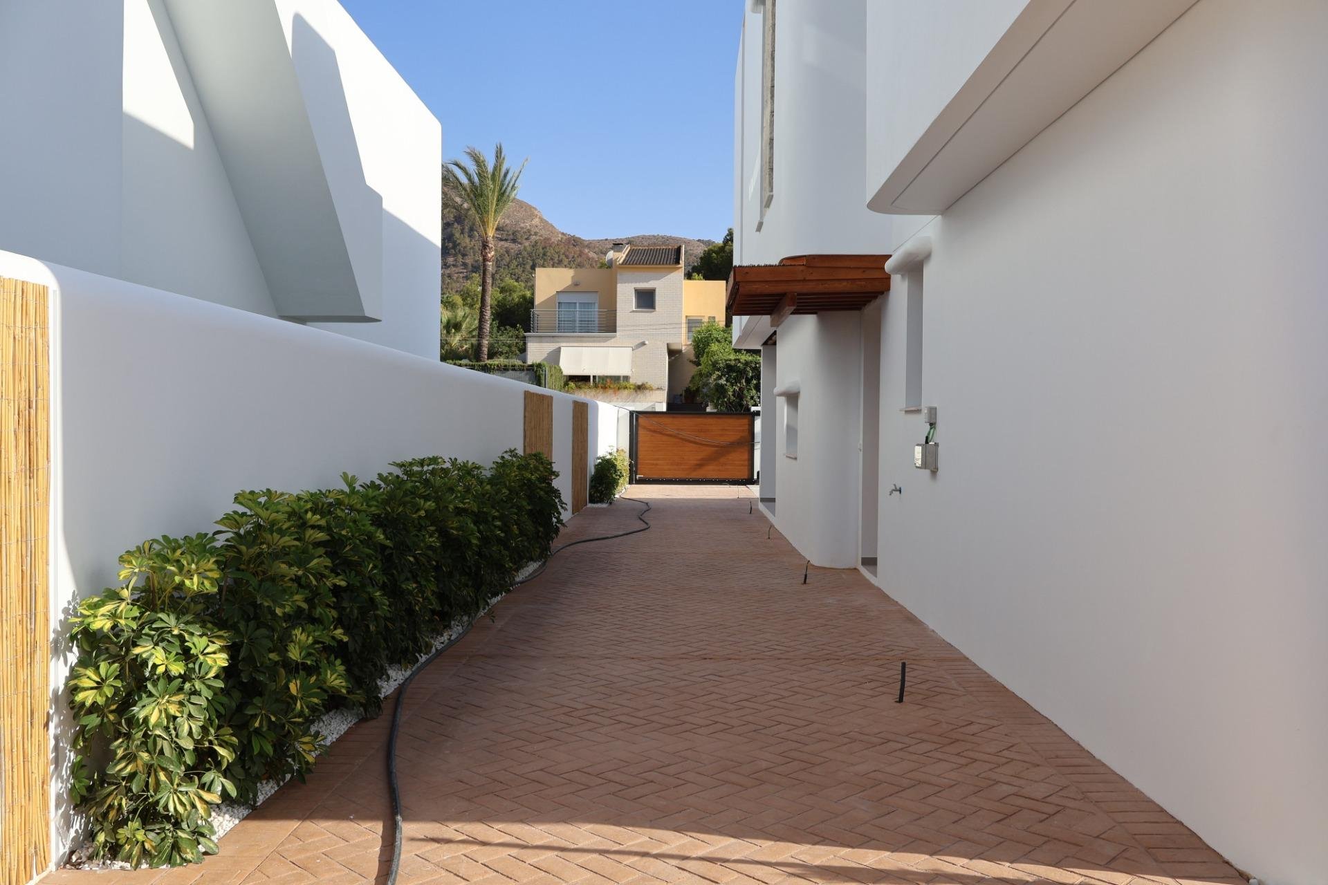 Новое здание - Villa - Alfas del Pi - El Albir