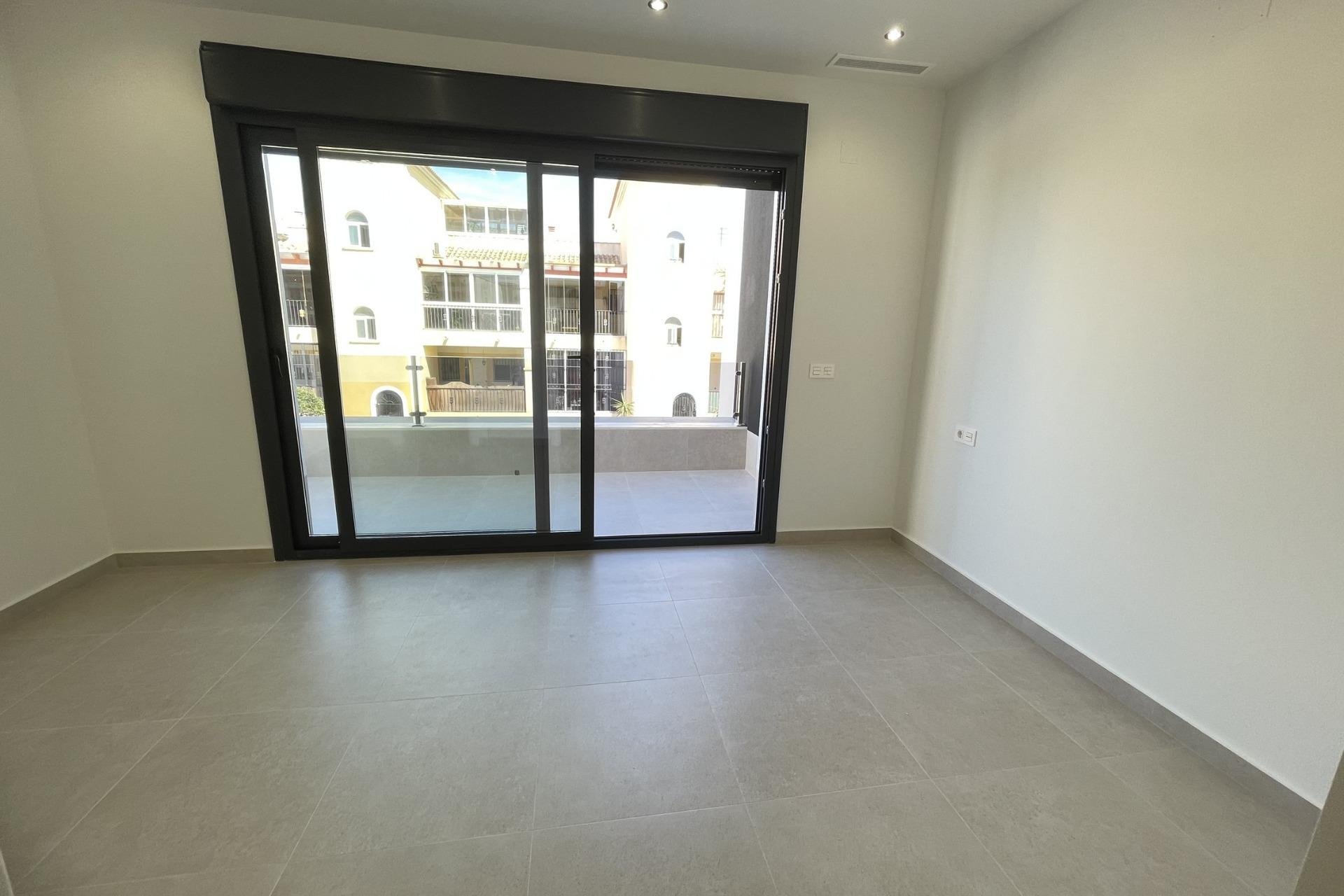 Новое здание - Villa - Almoradi - Almoradí