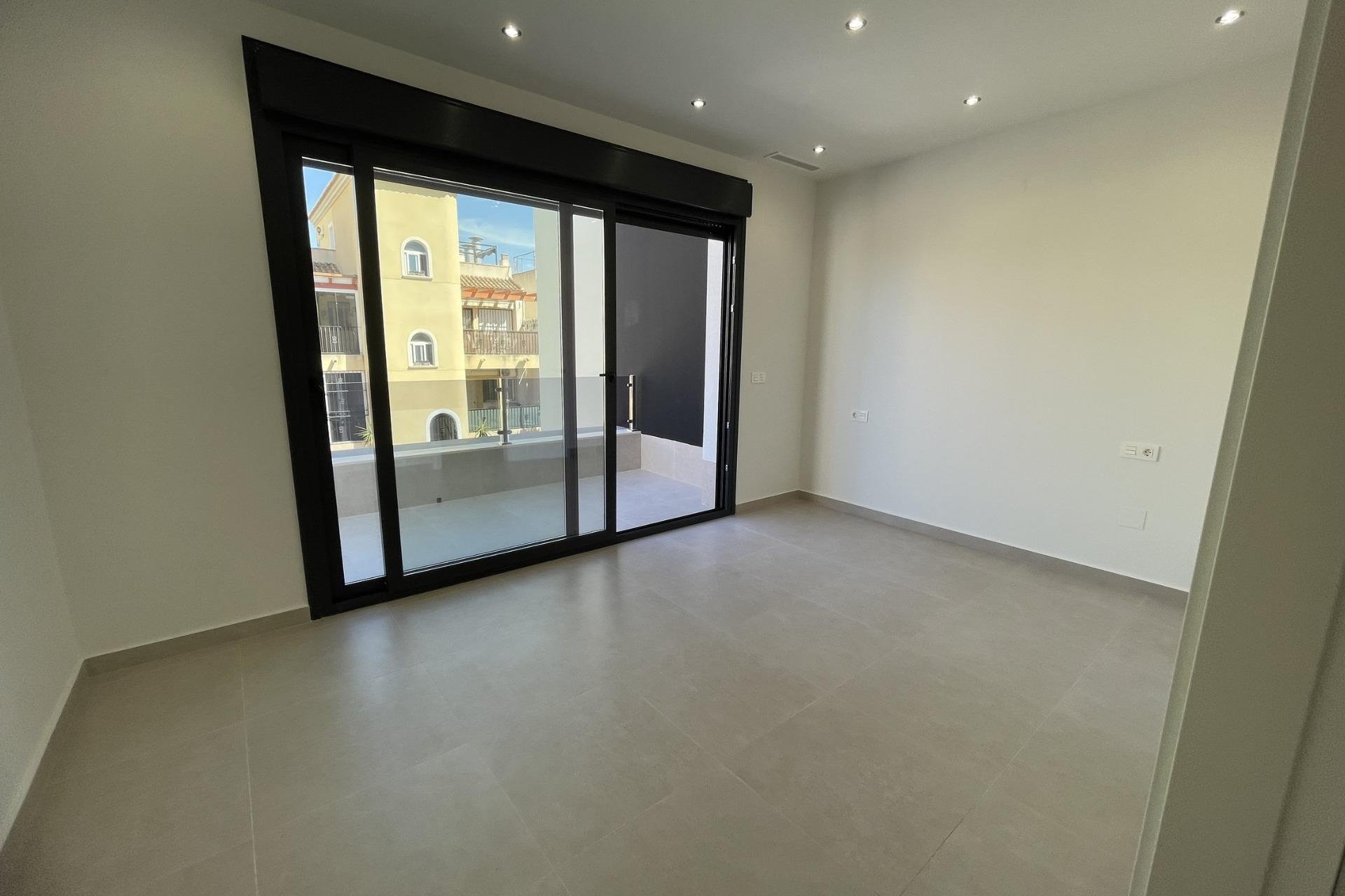 Новое здание - Villa - Almoradi - Almoradí