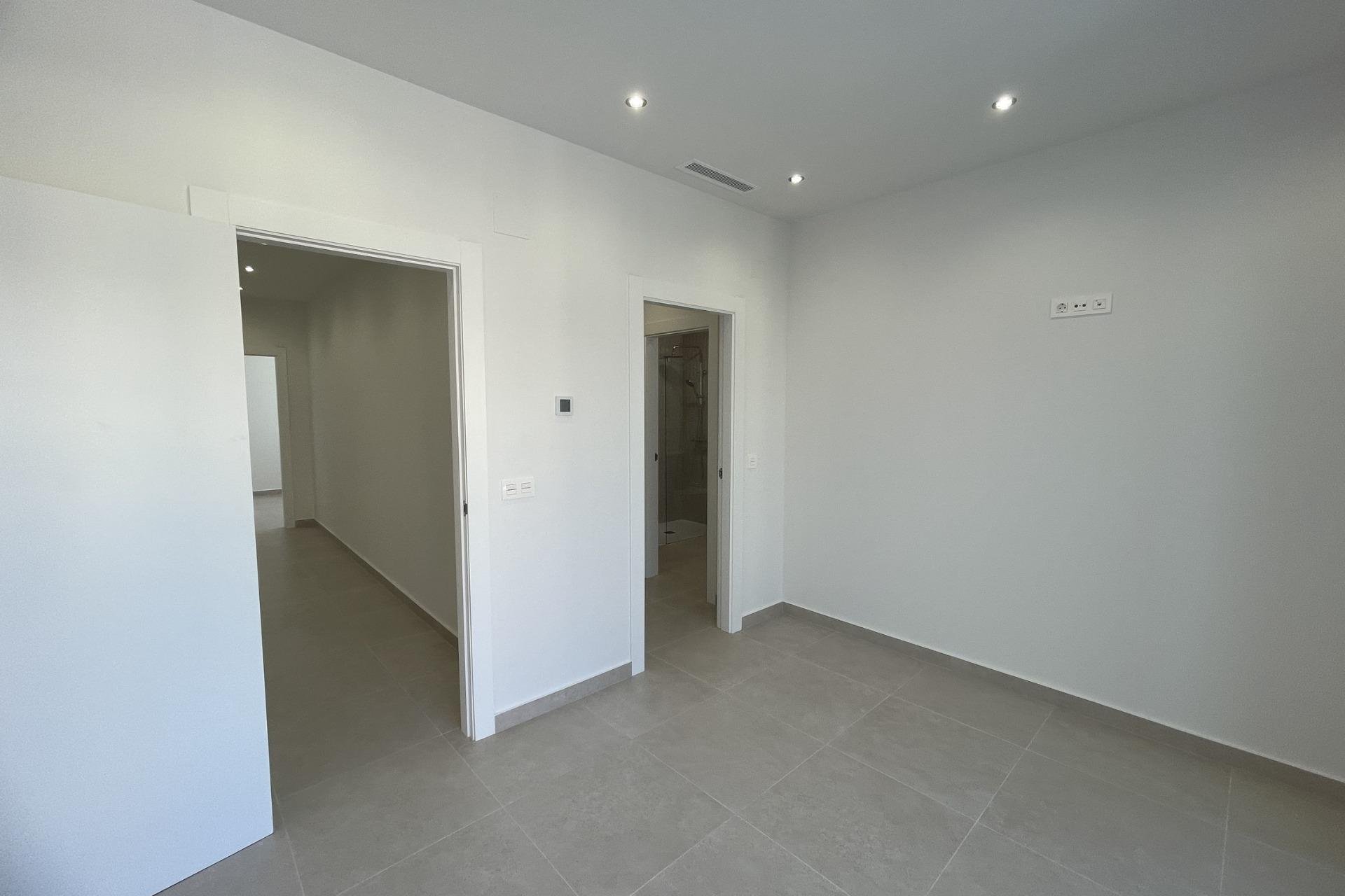 Новое здание - Villa - Almoradi - Heredades