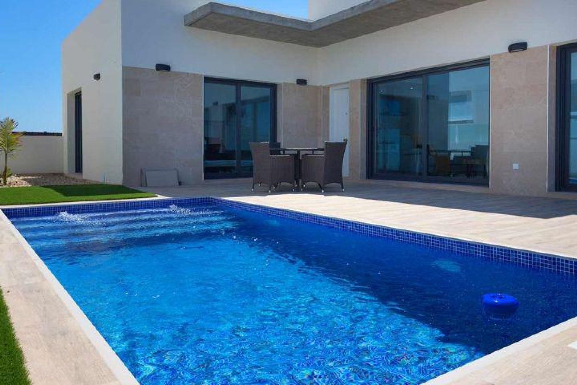 Новое здание - Villa - Daya Nueva - Centro