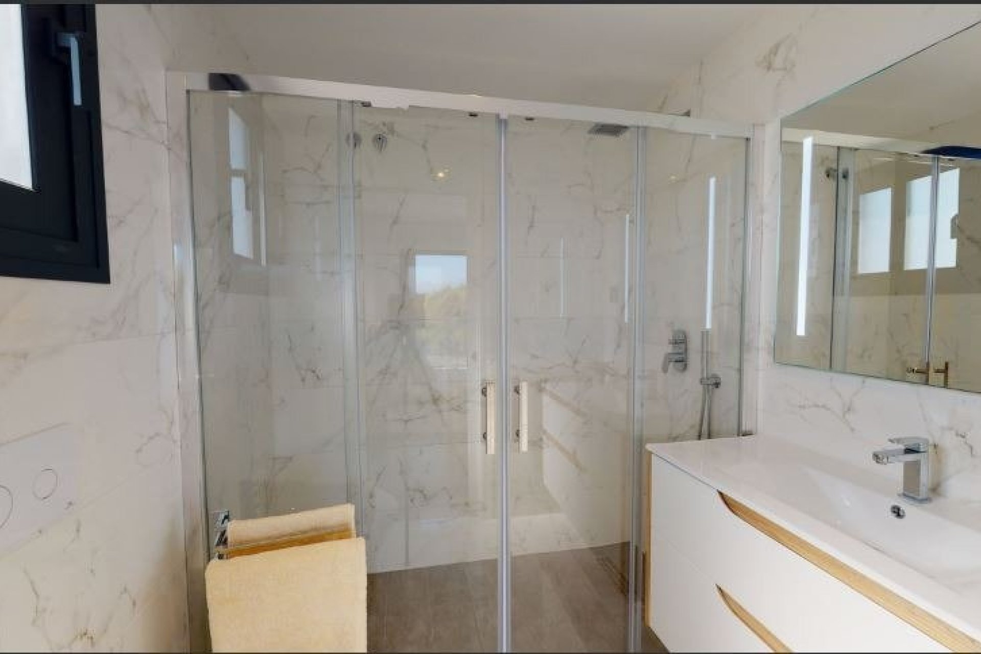 Новое здание - Villa - La Nucía