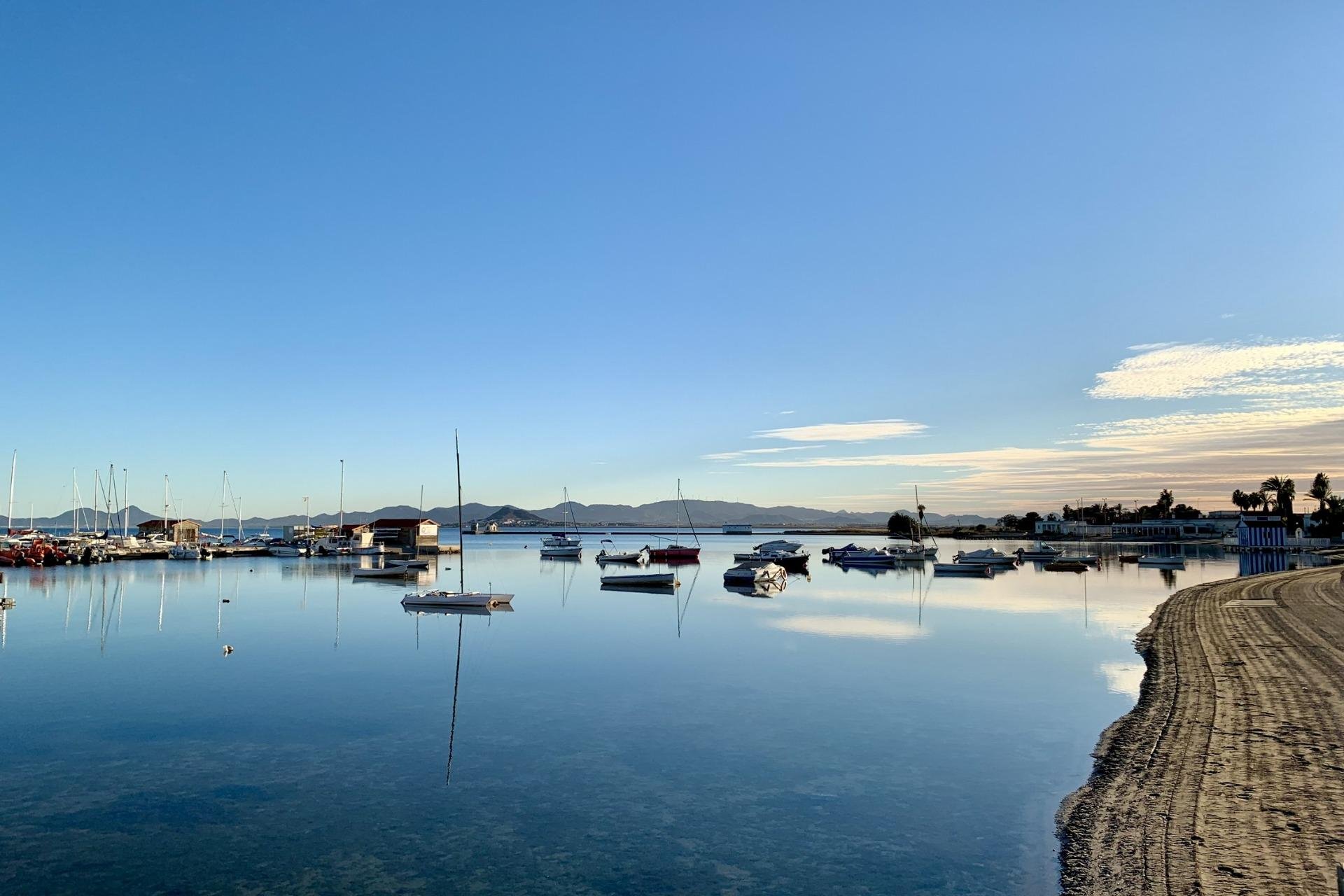 Новое здание - Villa - Los Alcázares