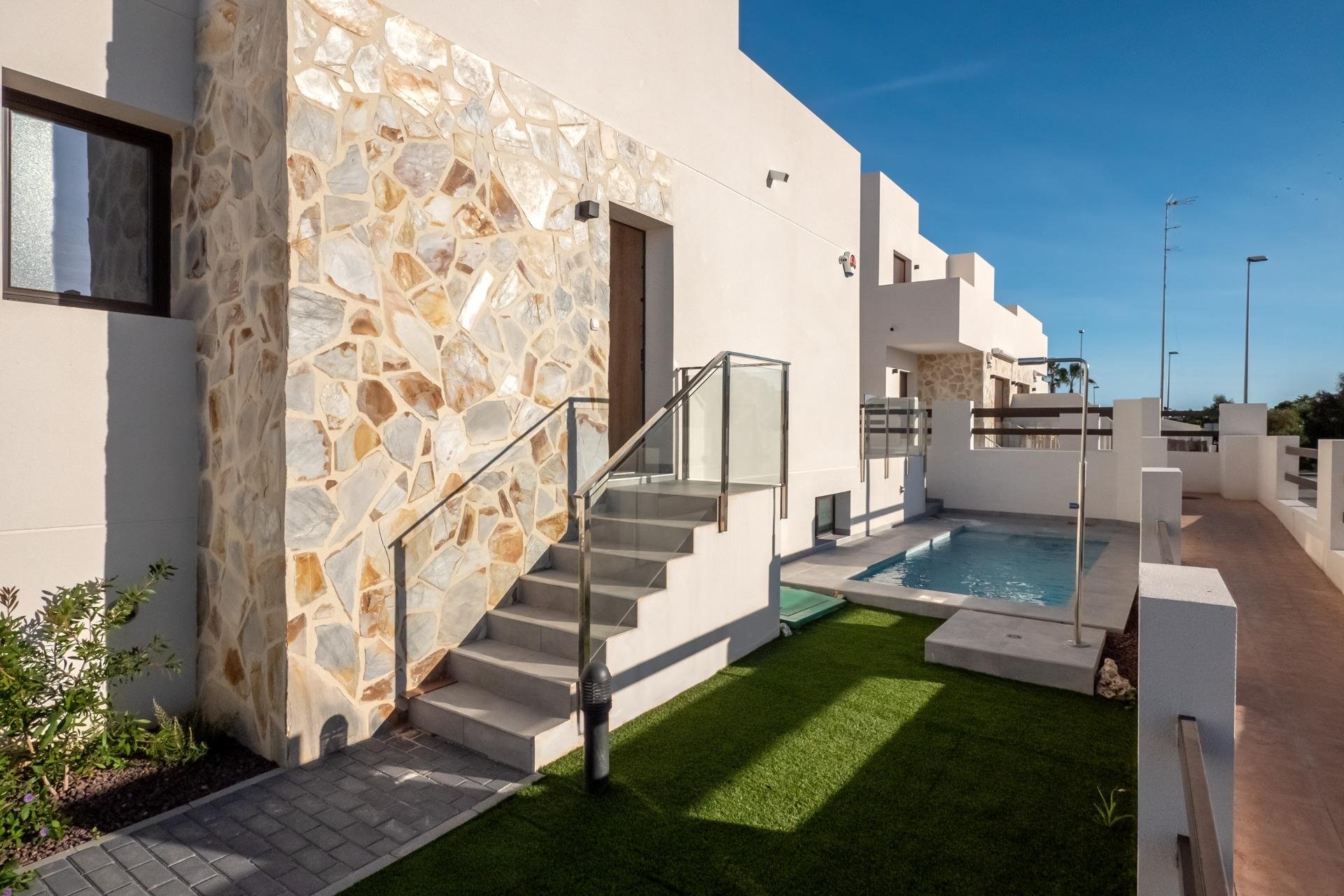 Новое здание - Villa - Orihuela Costa