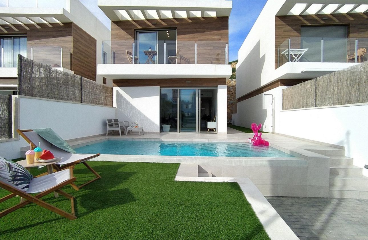 Новое здание - Villa - Orihuela Costa