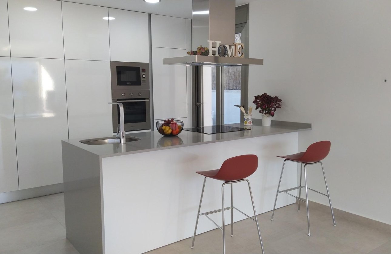 Новое здание - Villa - Orihuela Costa