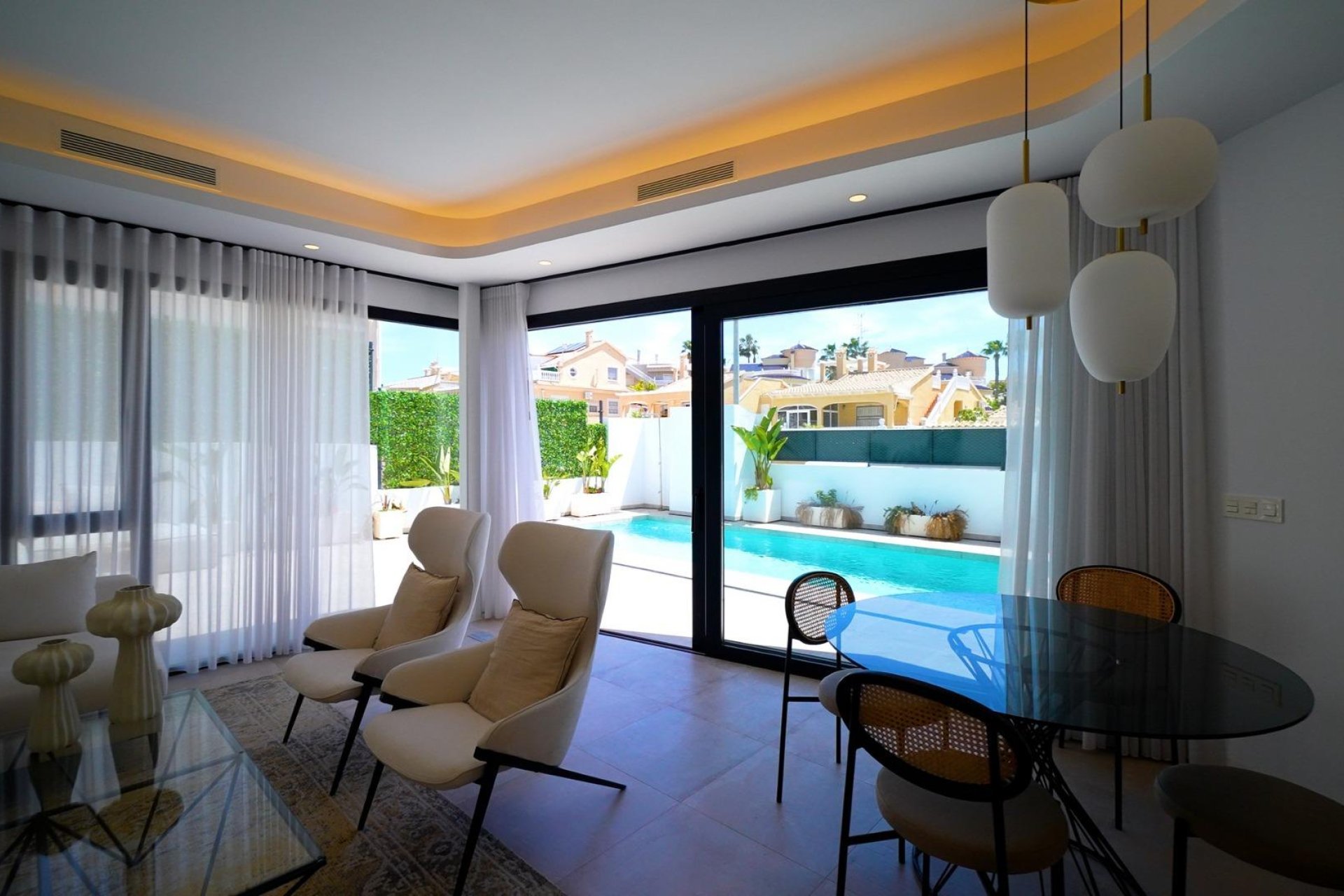 Новое здание - Villa - Orihuela Costa