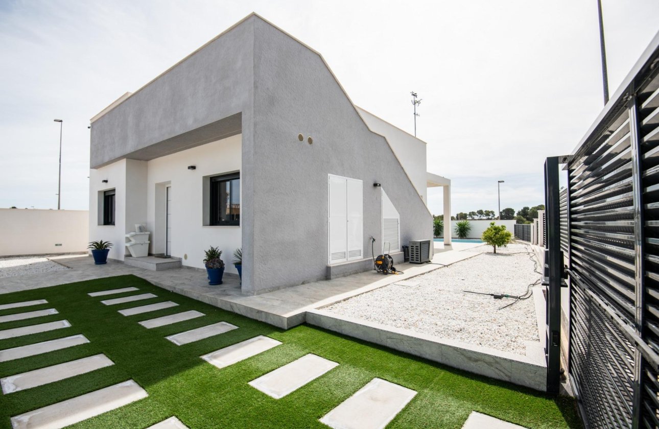 Новое здание - Villa - Pilar de la Horadada