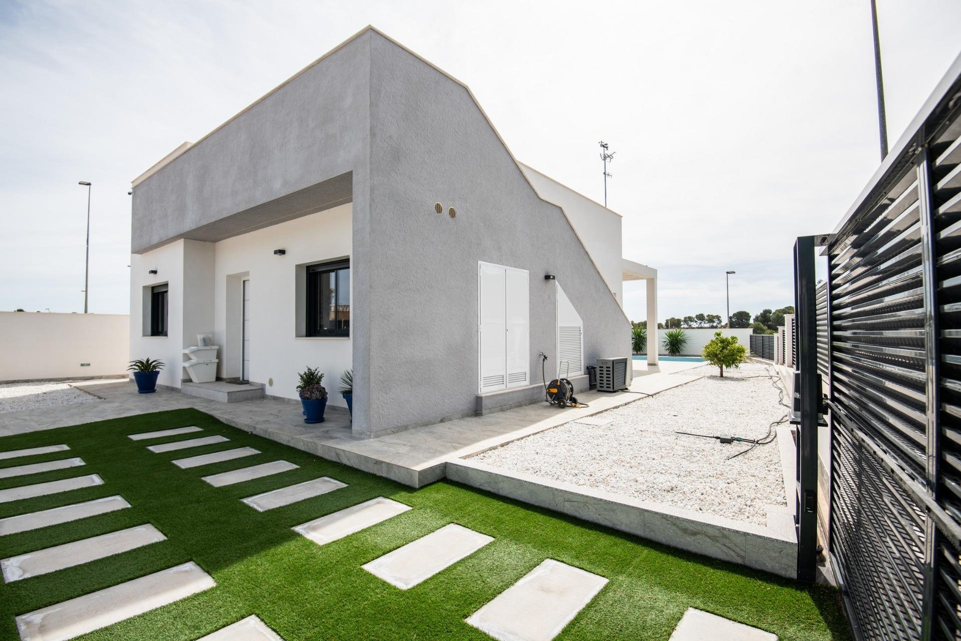 Новое здание - Villa - Pilar de la Horadada