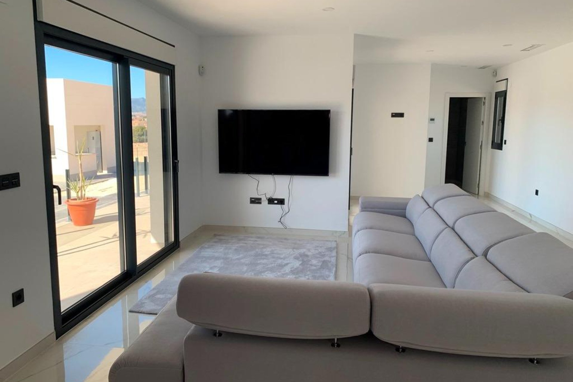 Новое здание - Villa - Pinoso