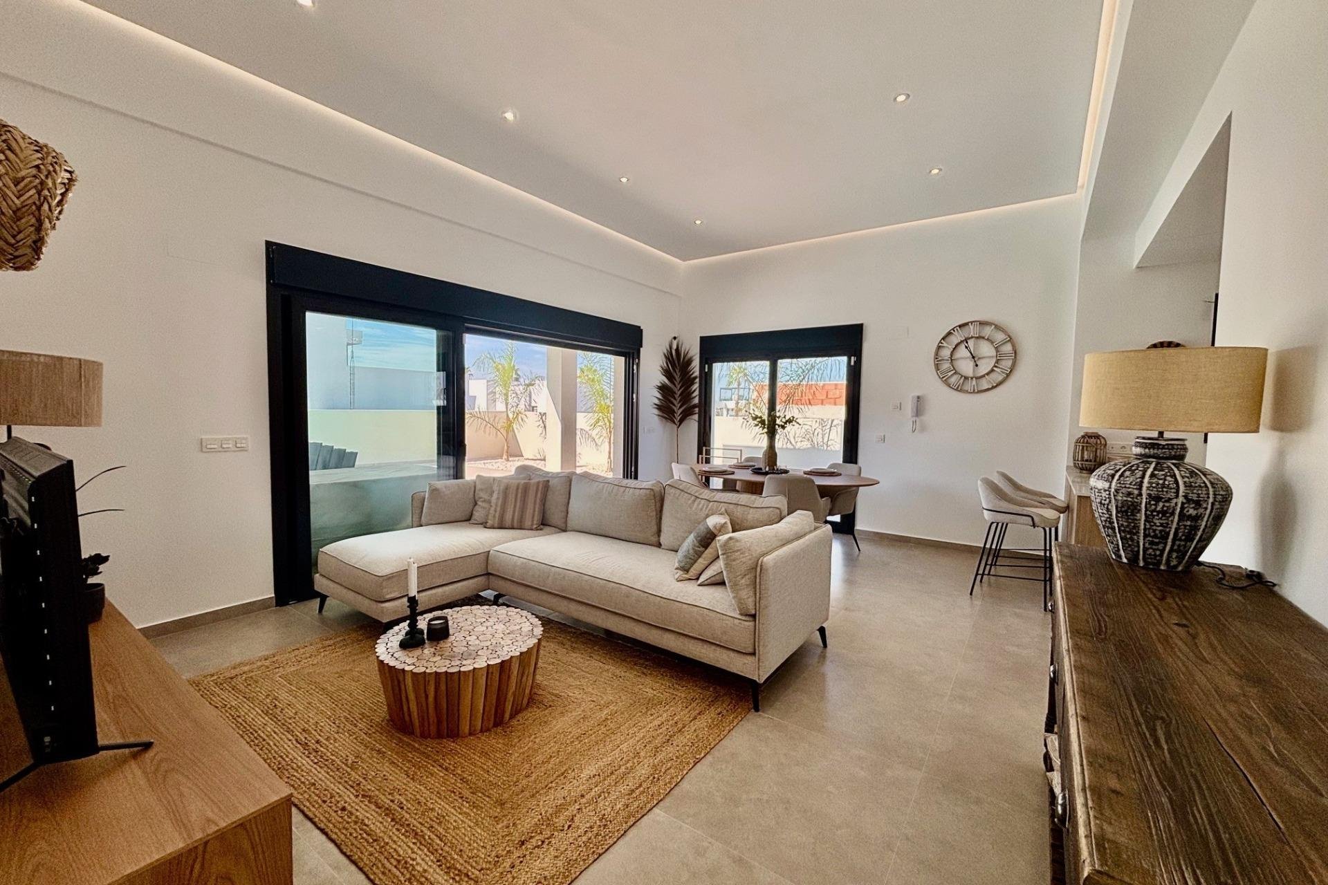 Новое здание - Villa - Rojales