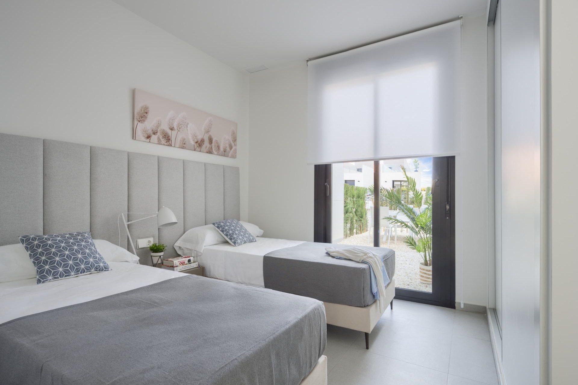 Obra nueva - Villa Adosada - Baños y Mendigo