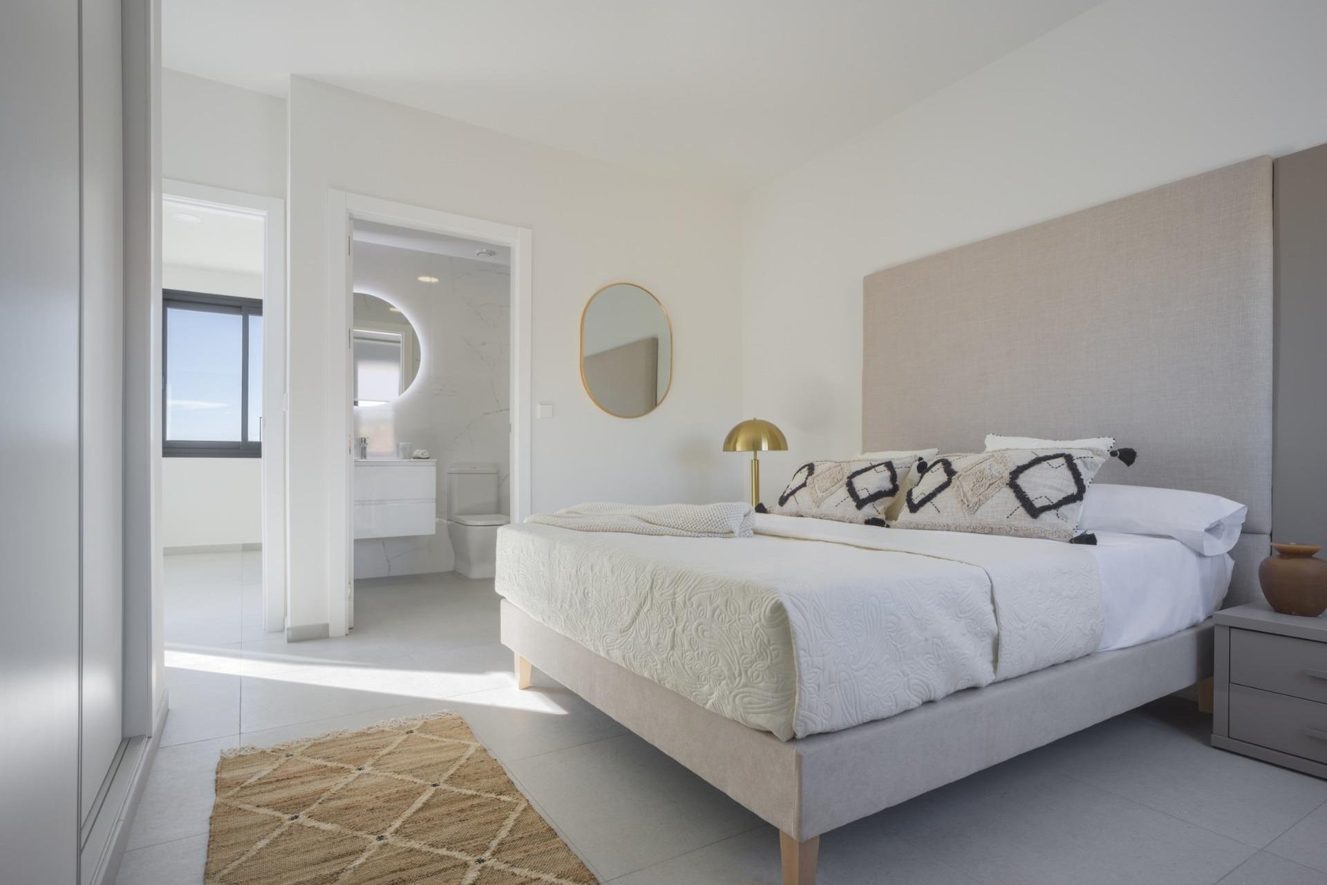 Obra nueva - Villa Adosada - Baños y Mendigo