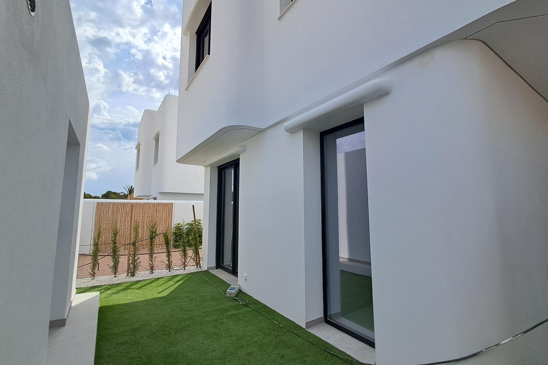 Obra nueva - Villa - Alfas del Pi - El Albir