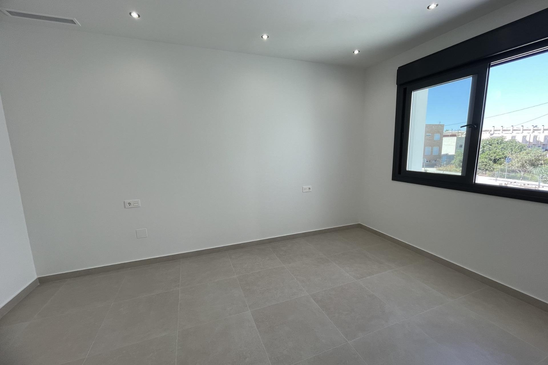 Obra nueva - Villa - Almoradi - Almoradí