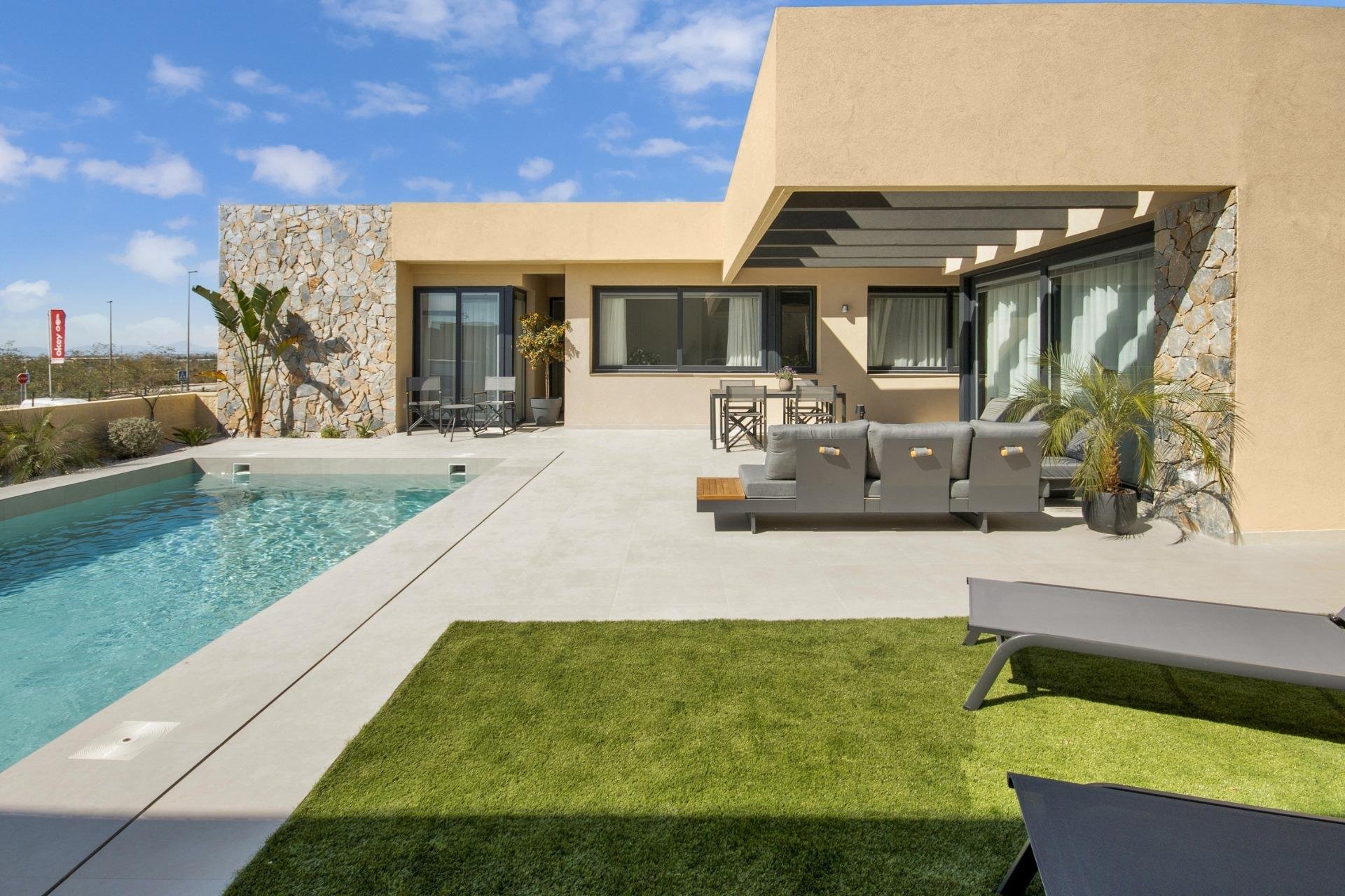 Obra nueva - Villa - Baños y Mendigo