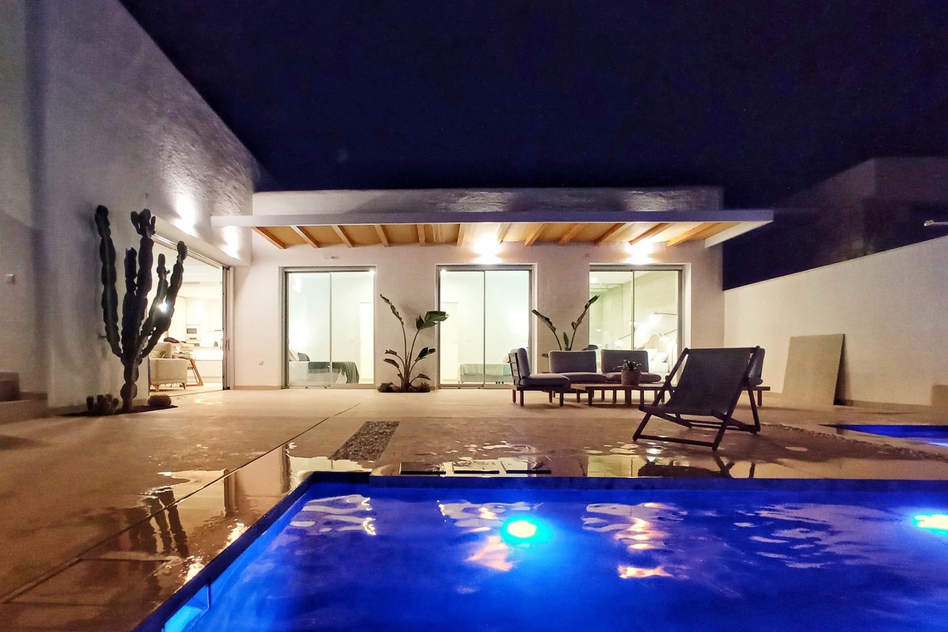 Obra nueva - Villa - Benijofar
