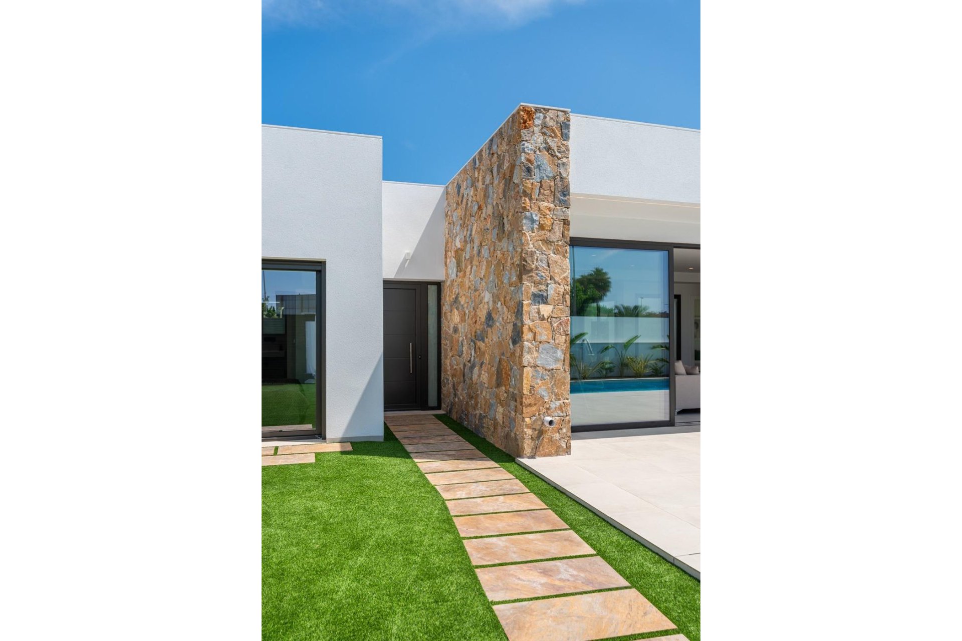 Obra nueva - Villa - Los Alcázares