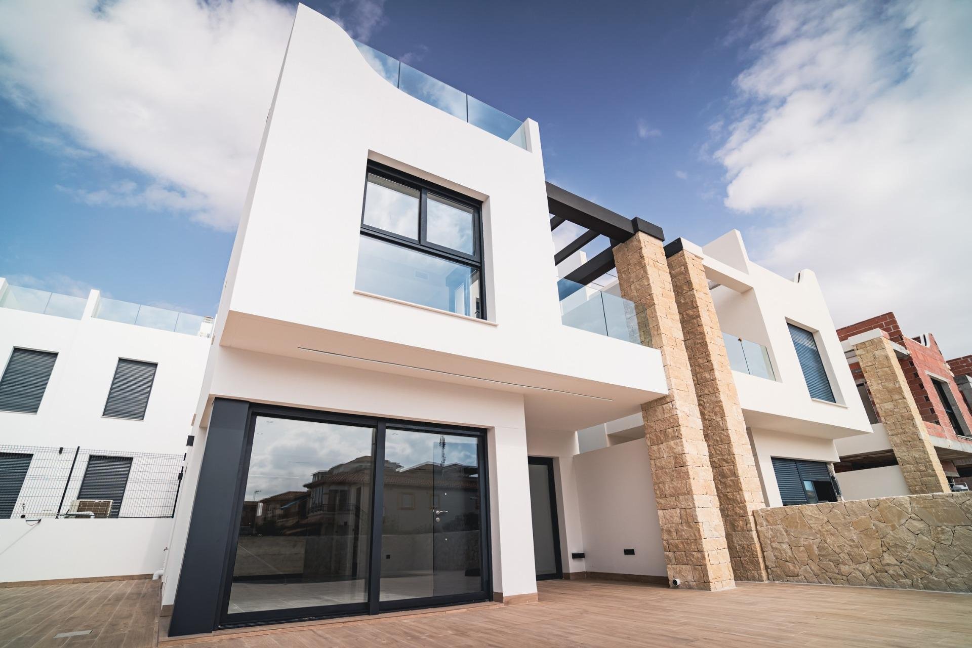 Obra nueva - Villa - Orihuela Costa - Punta Prima