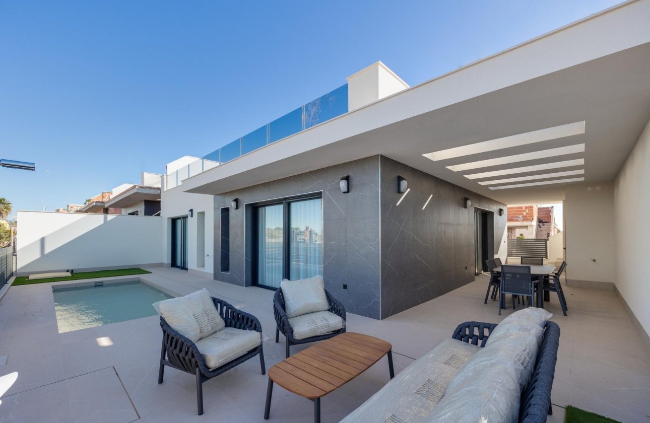 Obra nueva - Villa - Torrevieja - Sector 25