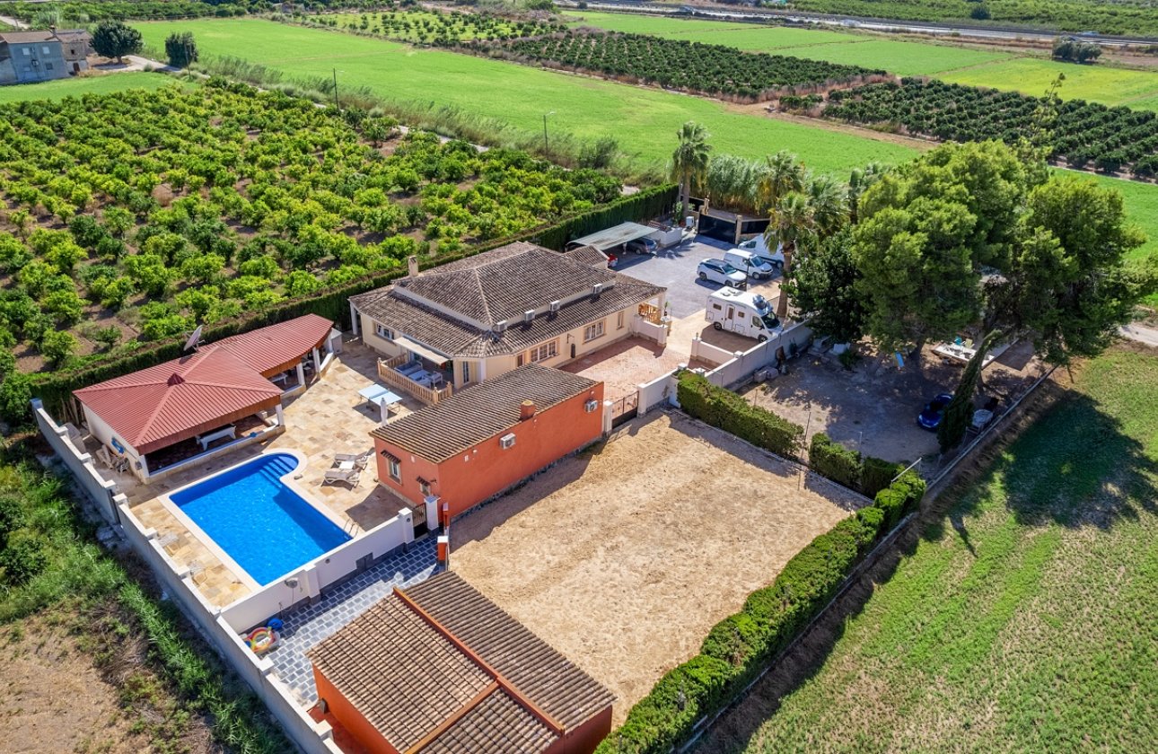 Перепродажа - Finca - Almoradi - Las Heredades