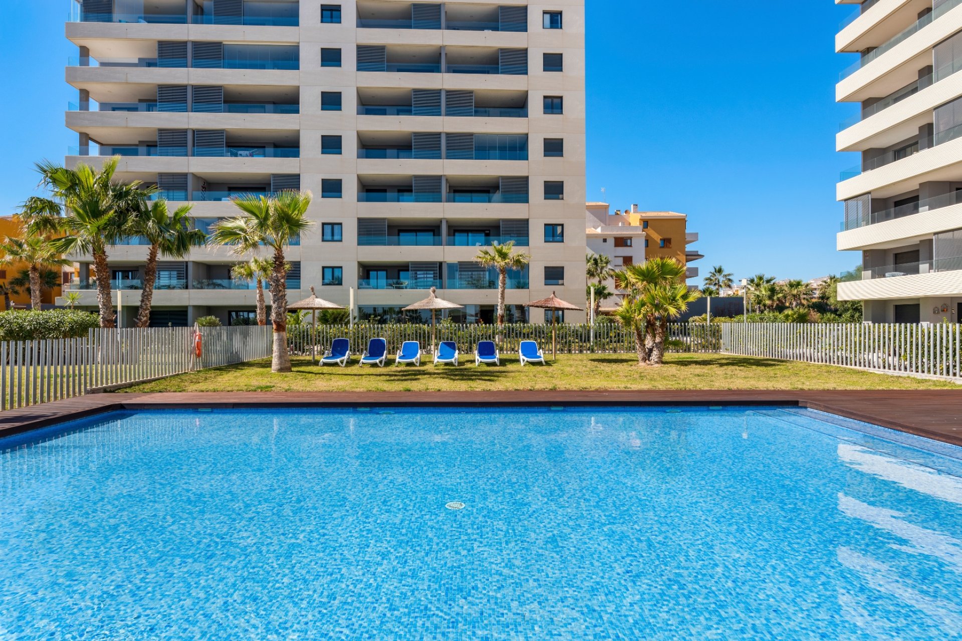 Перепродажа - Квартира  - Orihuela Costa - Punta Prima