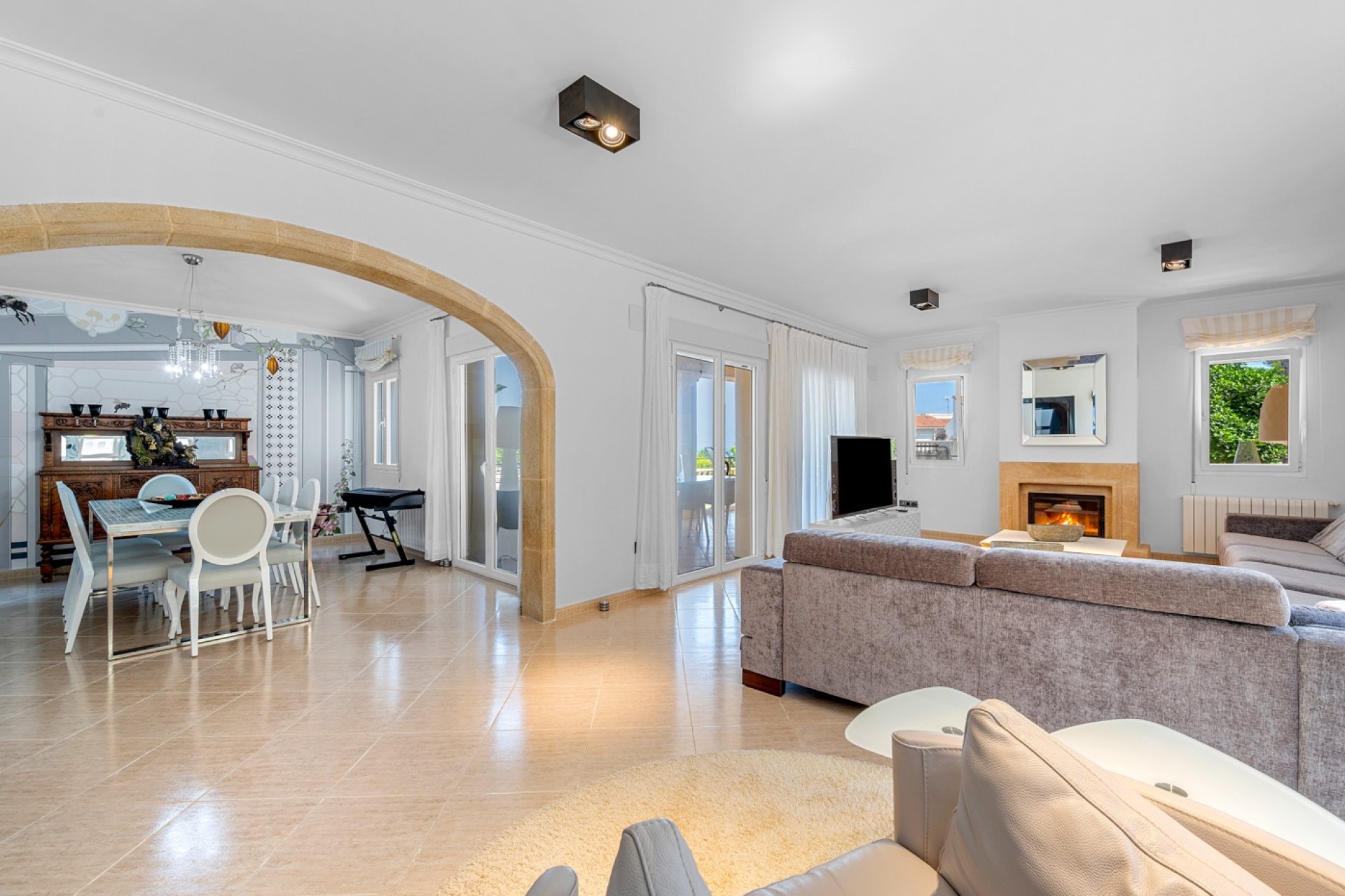 Перепродажа - Villa - Benissa