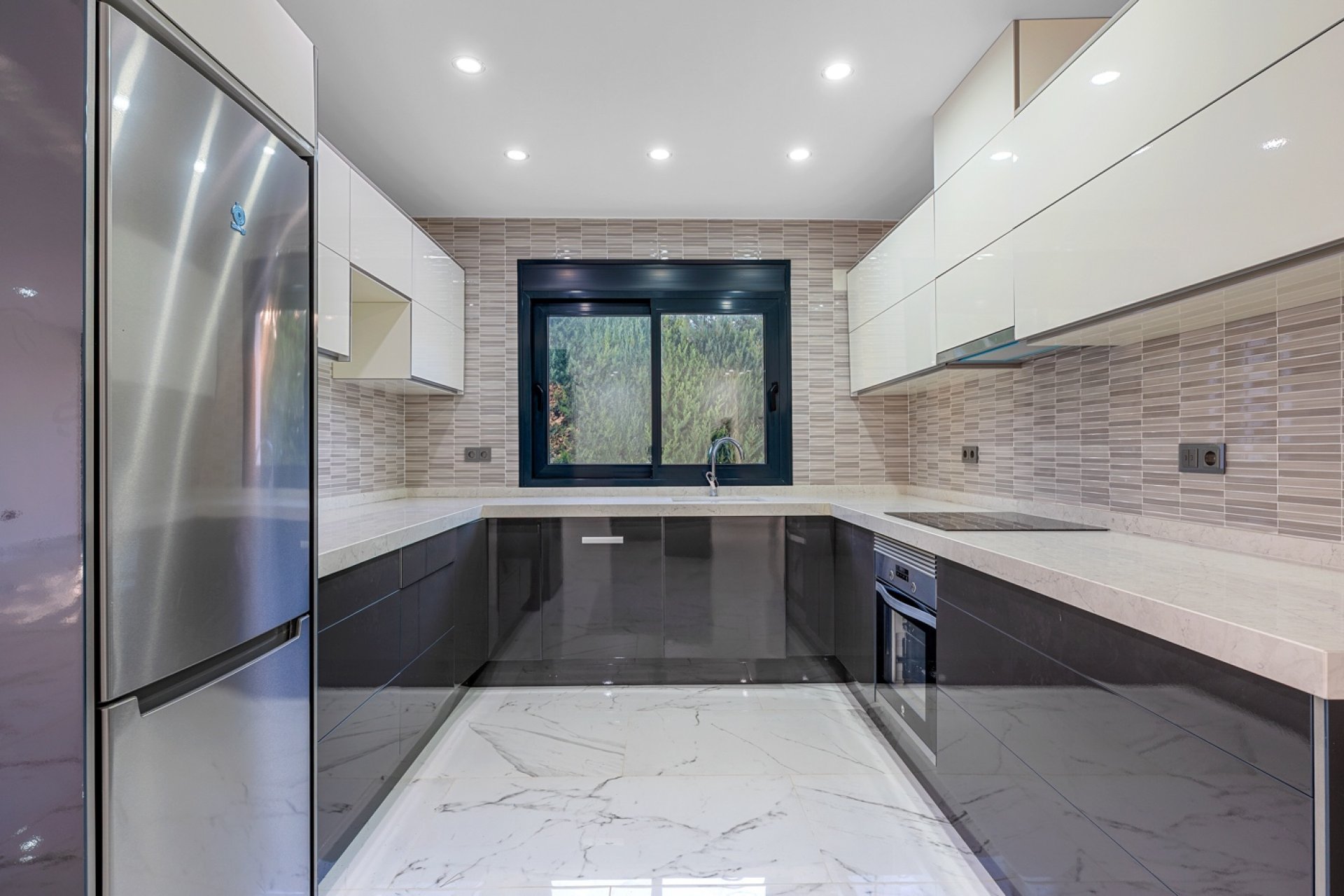 Перепродажа - Villa - Campoamor