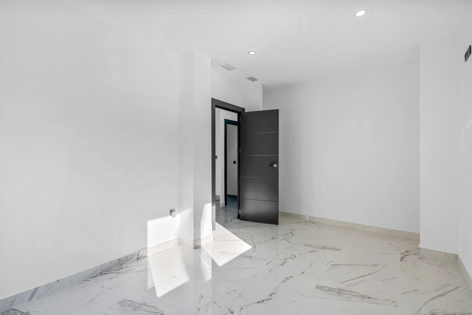 Перепродажа - Villa - Campoamor