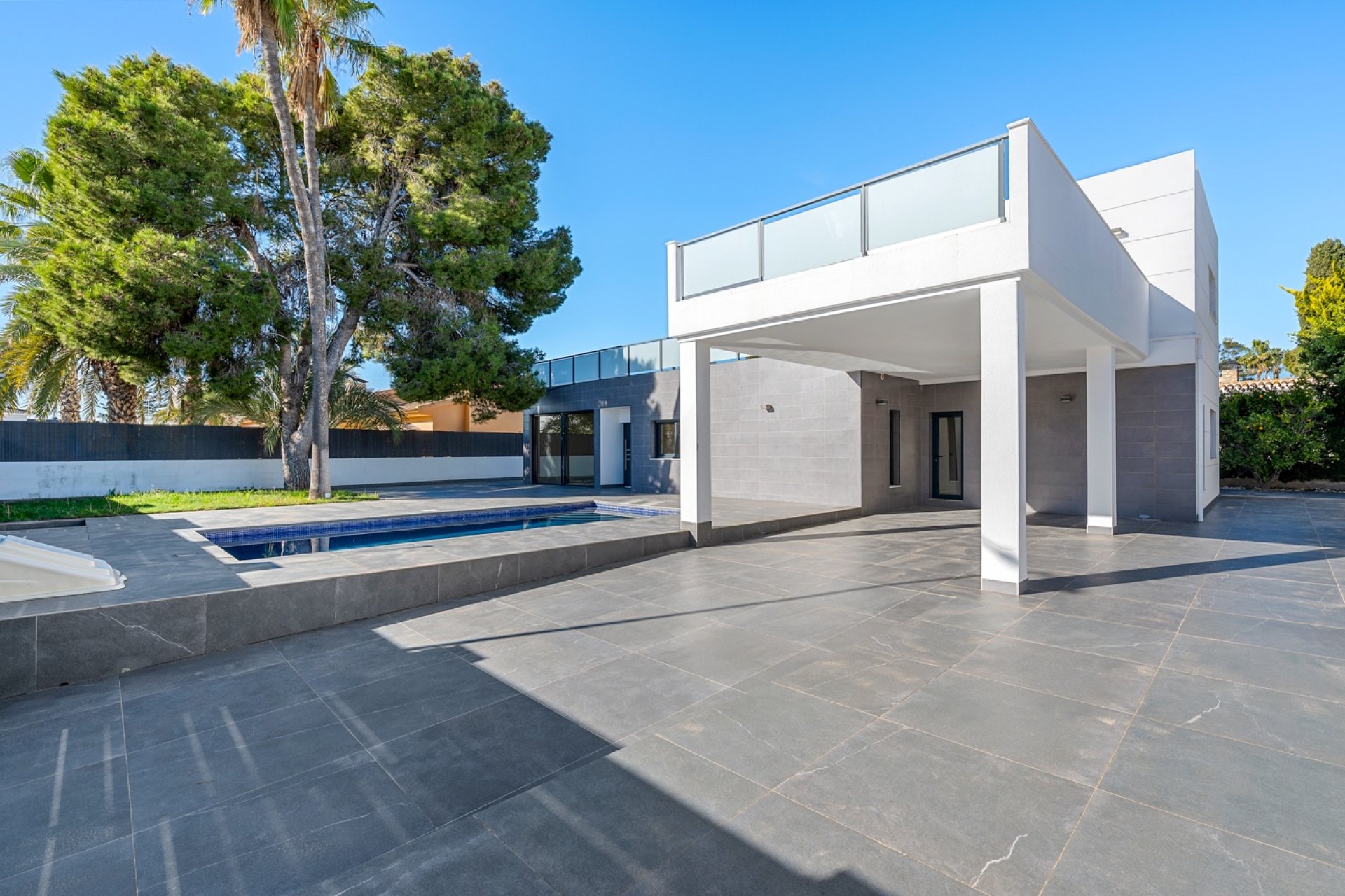Перепродажа - Villa - Campoamor