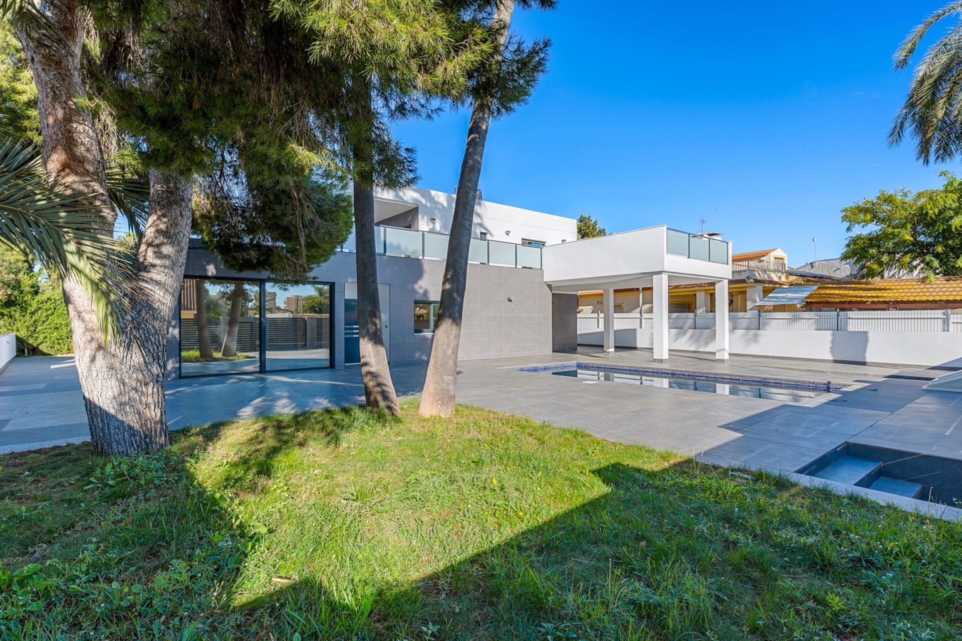 Перепродажа - Villa - Campoamor