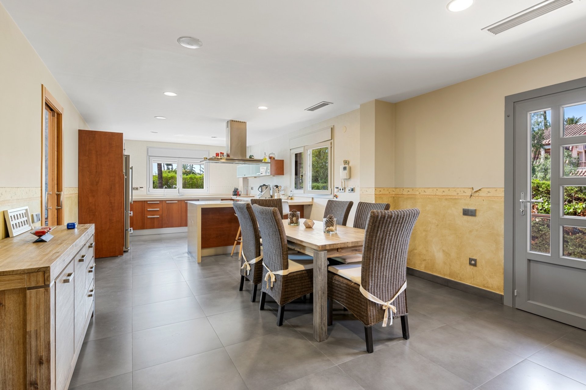 Перепродажа - Villa - Elche/Elx