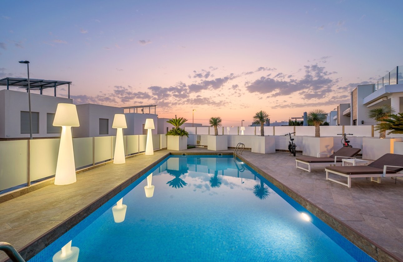 Перепродажа - Villa - Orihuela Costa - Villamartín