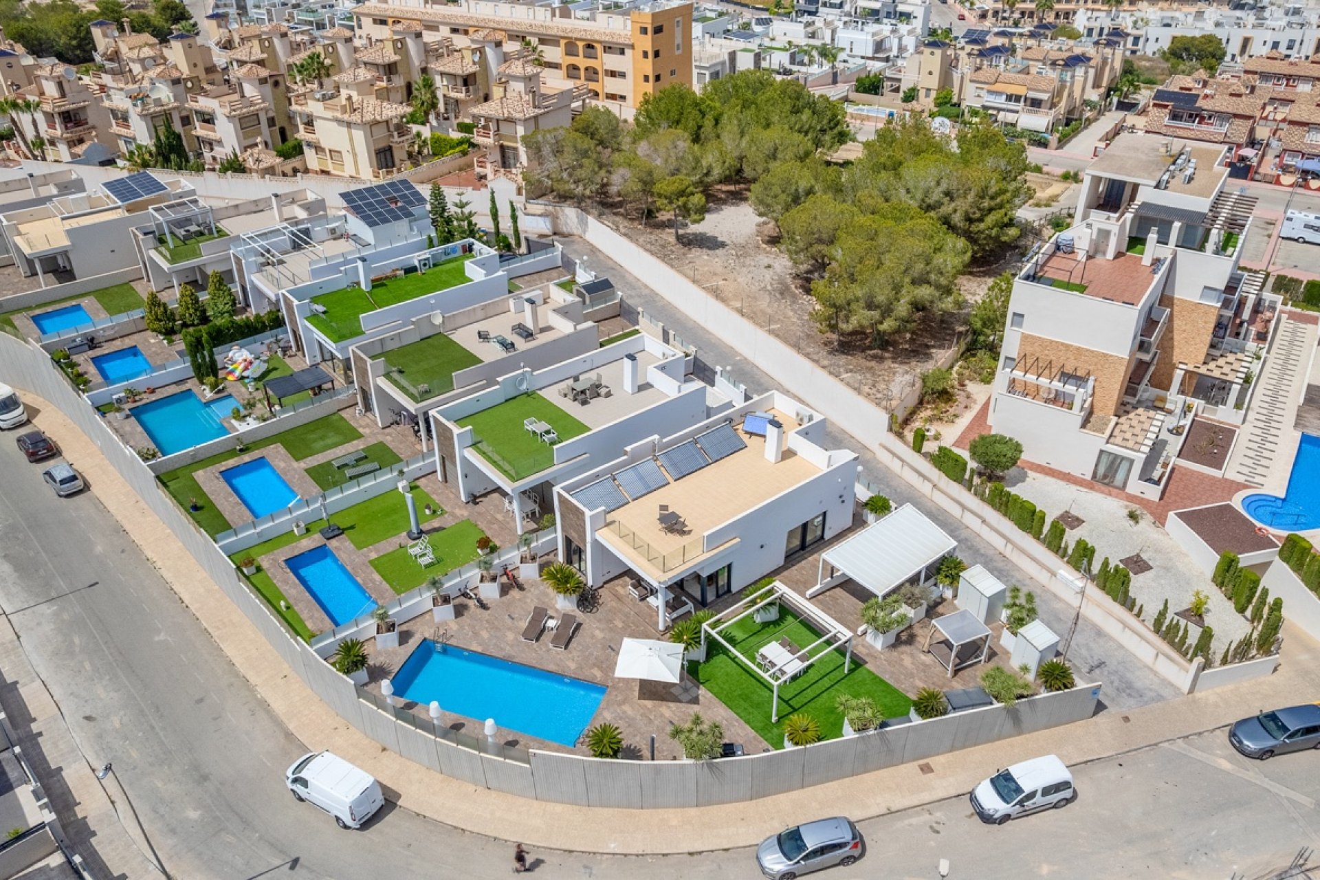 Перепродажа - Villa - Orihuela Costa - Villamartín