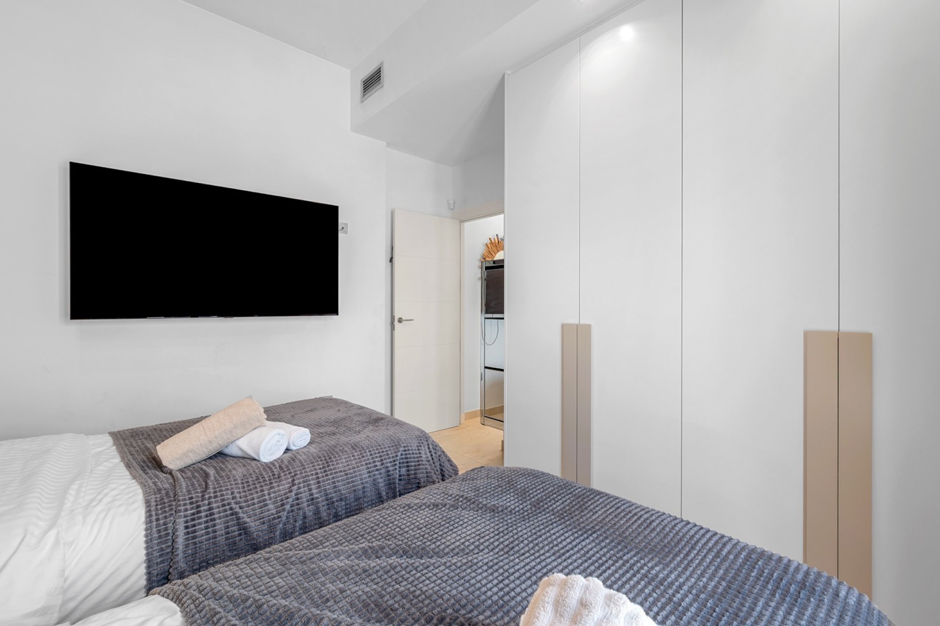 Перепродажа - Villa - Orihuela Costa - Villamartín