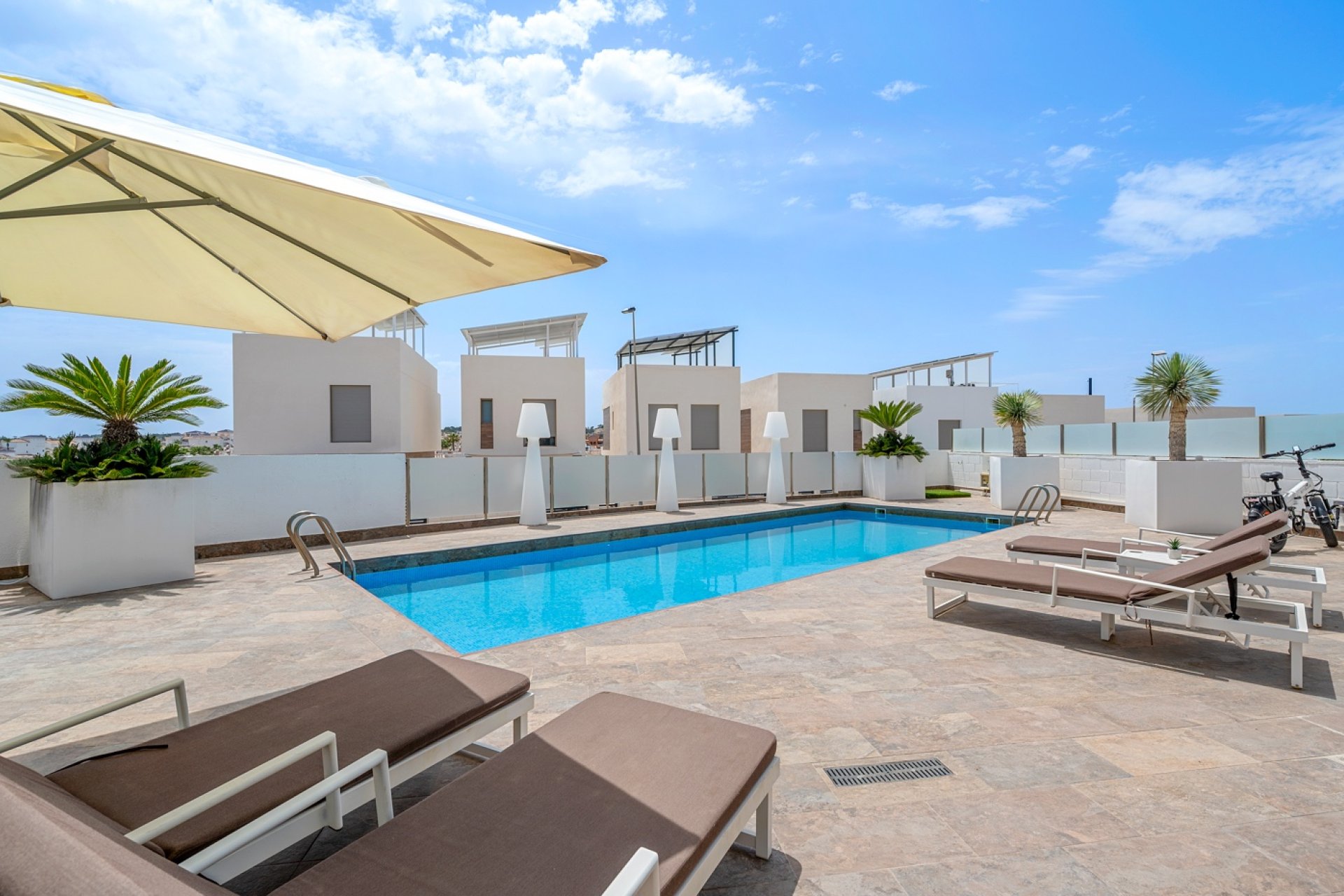 Перепродажа - Villa - Orihuela Costa - Villamartín