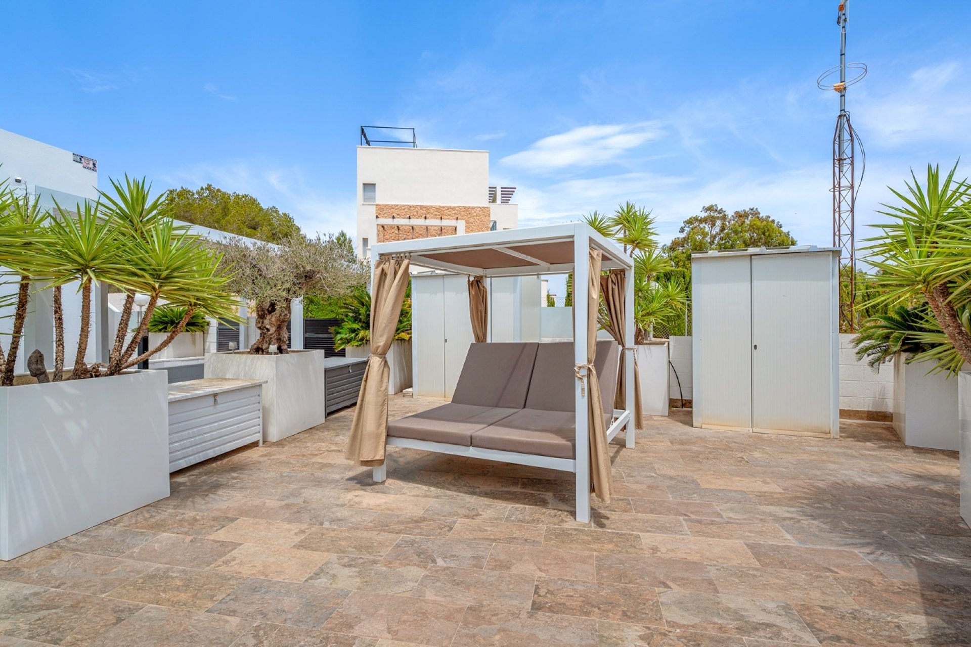Перепродажа - Villa - Orihuela Costa - Villamartín